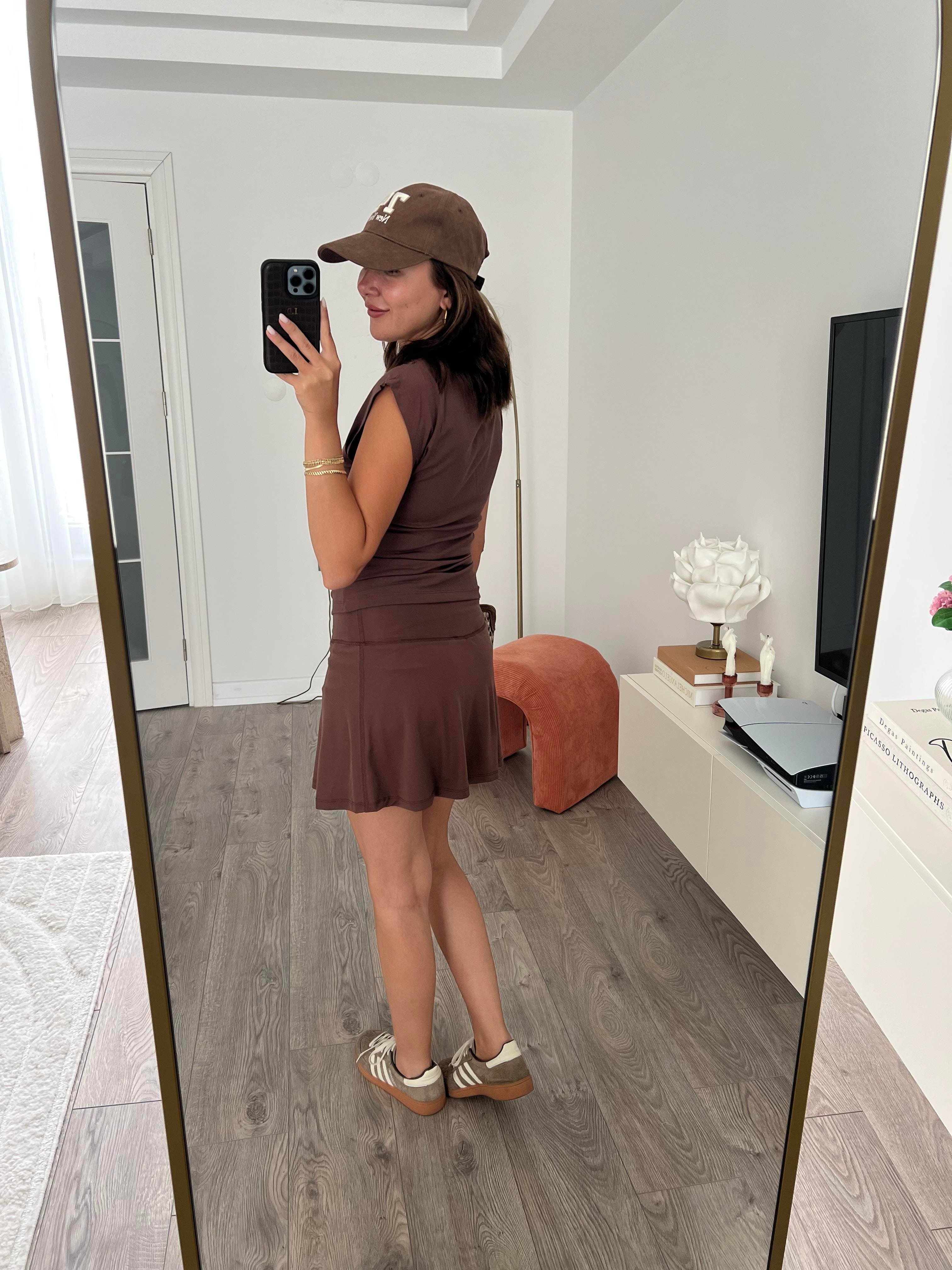 Kahve İçi Şortlu Spor Takım