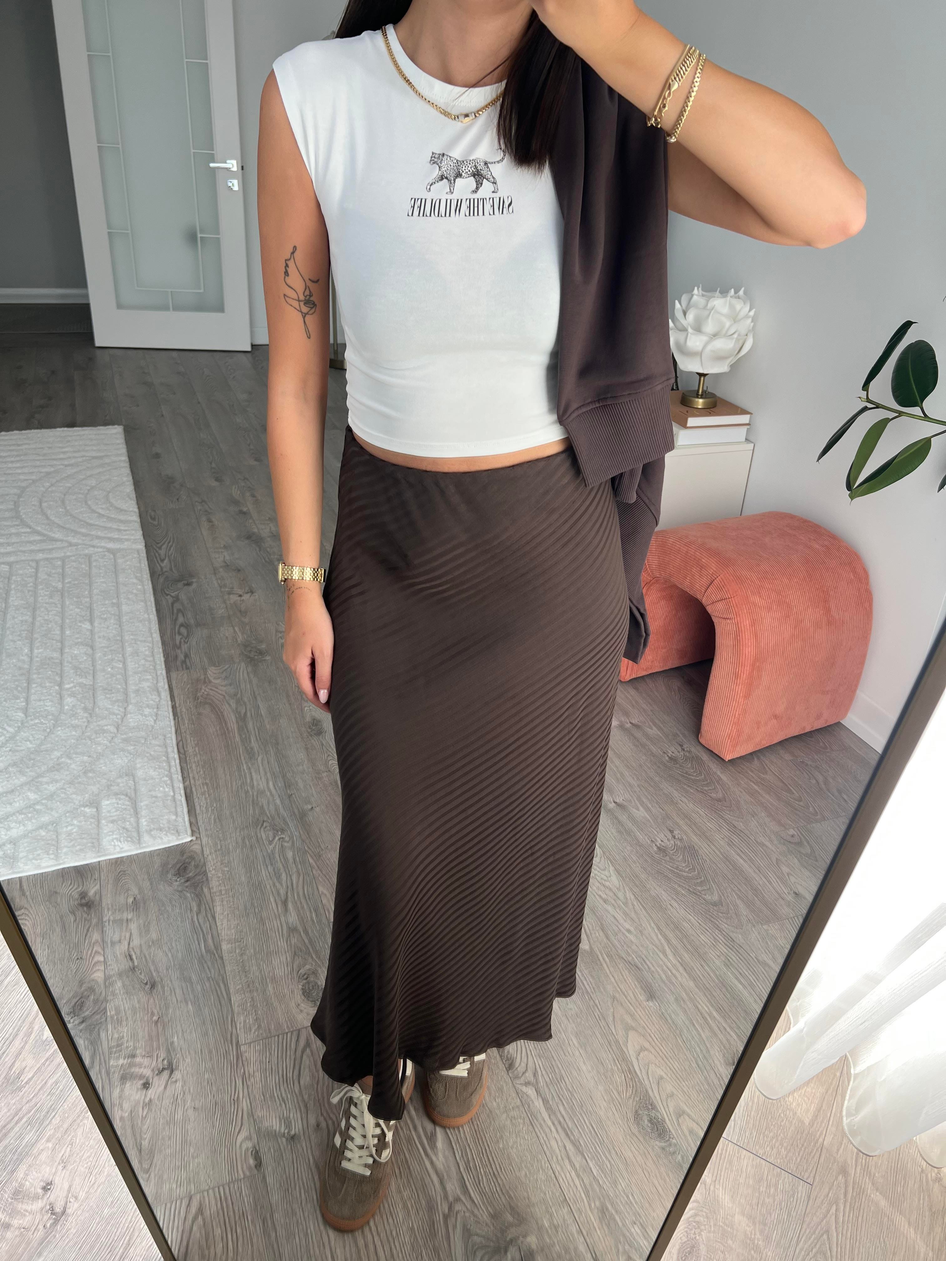 Kahve Kendinden Çizgili Saten Etek