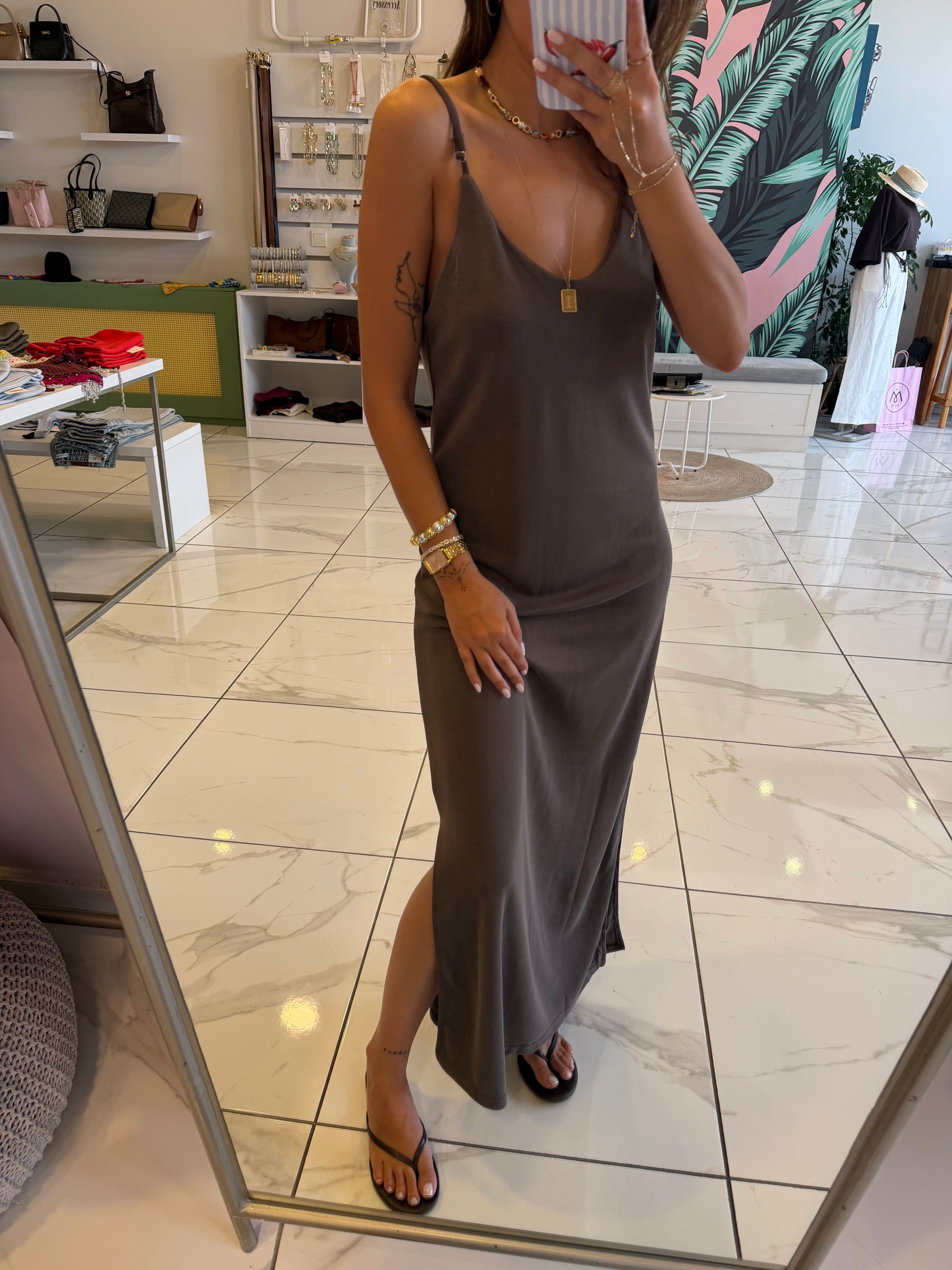 Kahve Modal Askılı Yırtmaçlı Elbise 