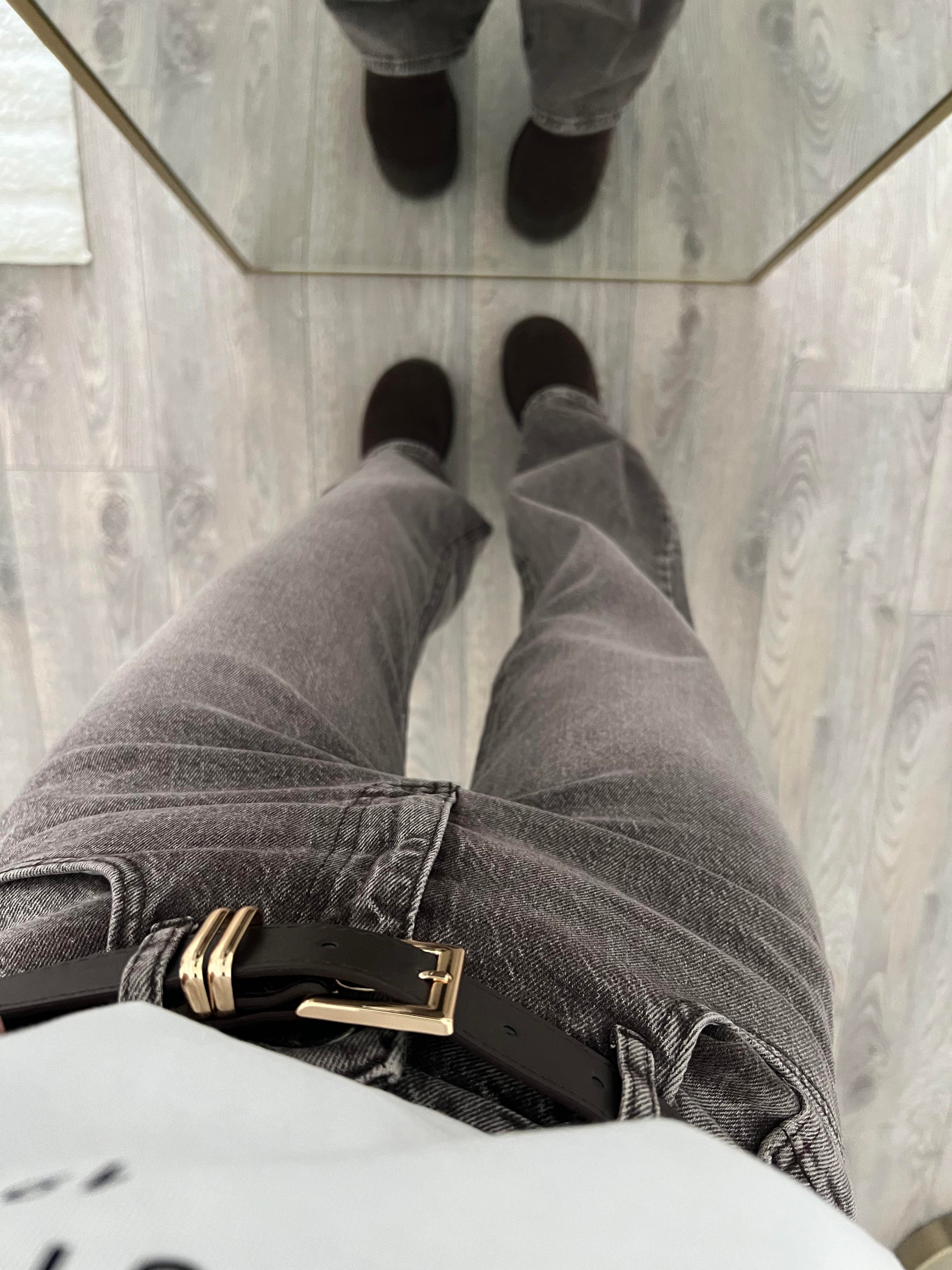 Kemerli Kahve Taşlanmış Straight Jean 