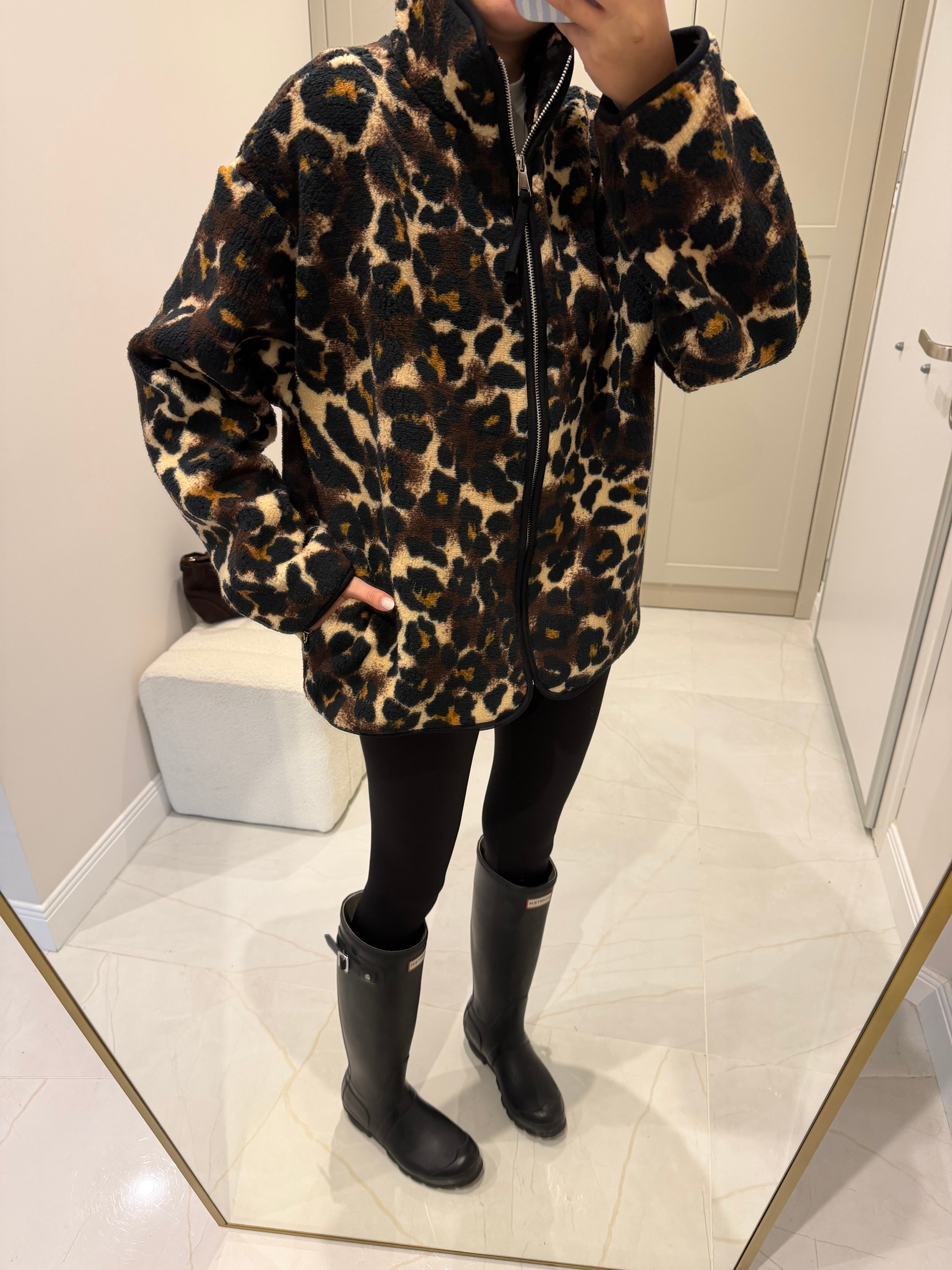 Leopar Desenli Fermuarlı Polar Ceket