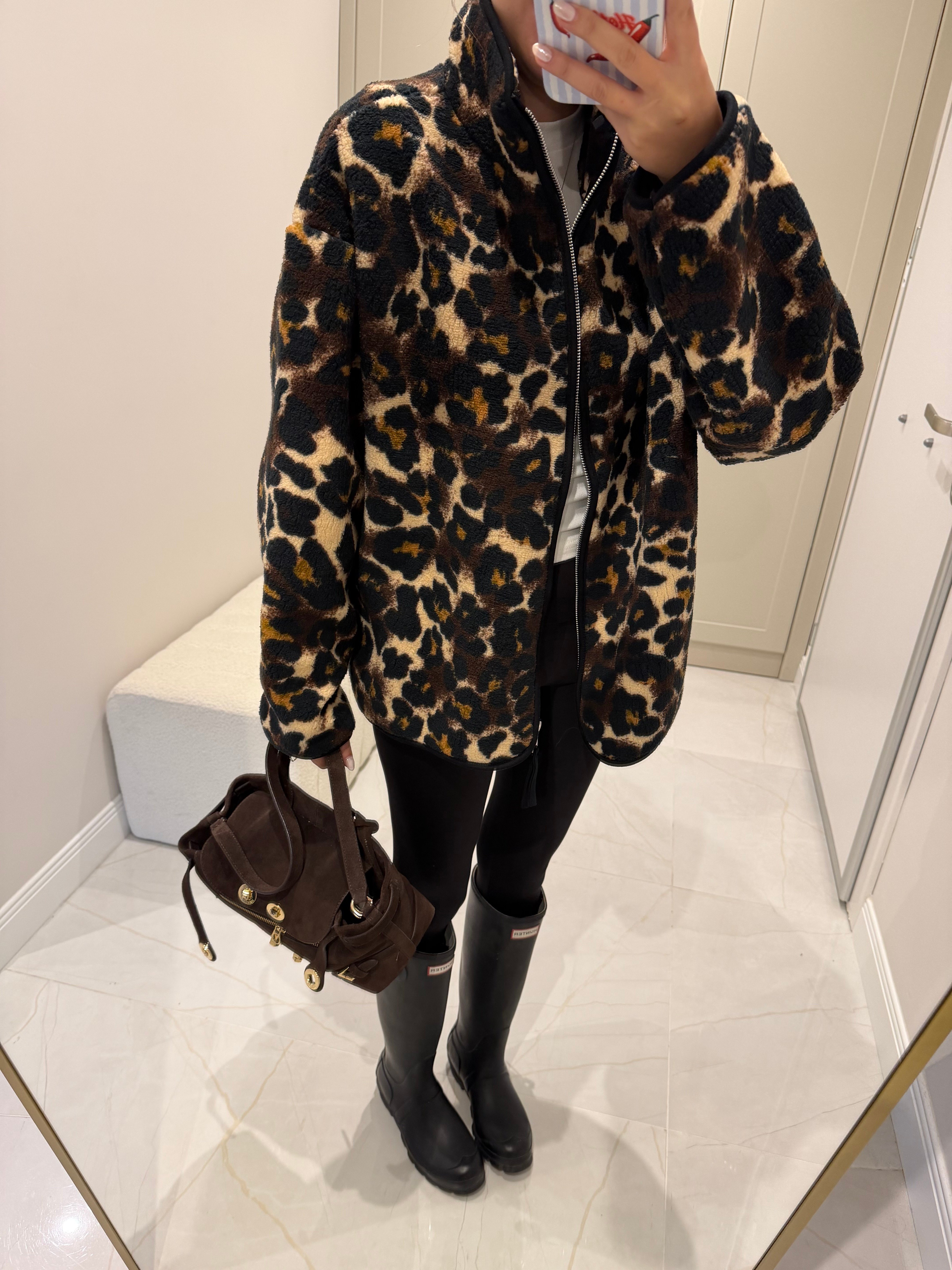 Leopar Desenli Fermuarlı Polar Ceket