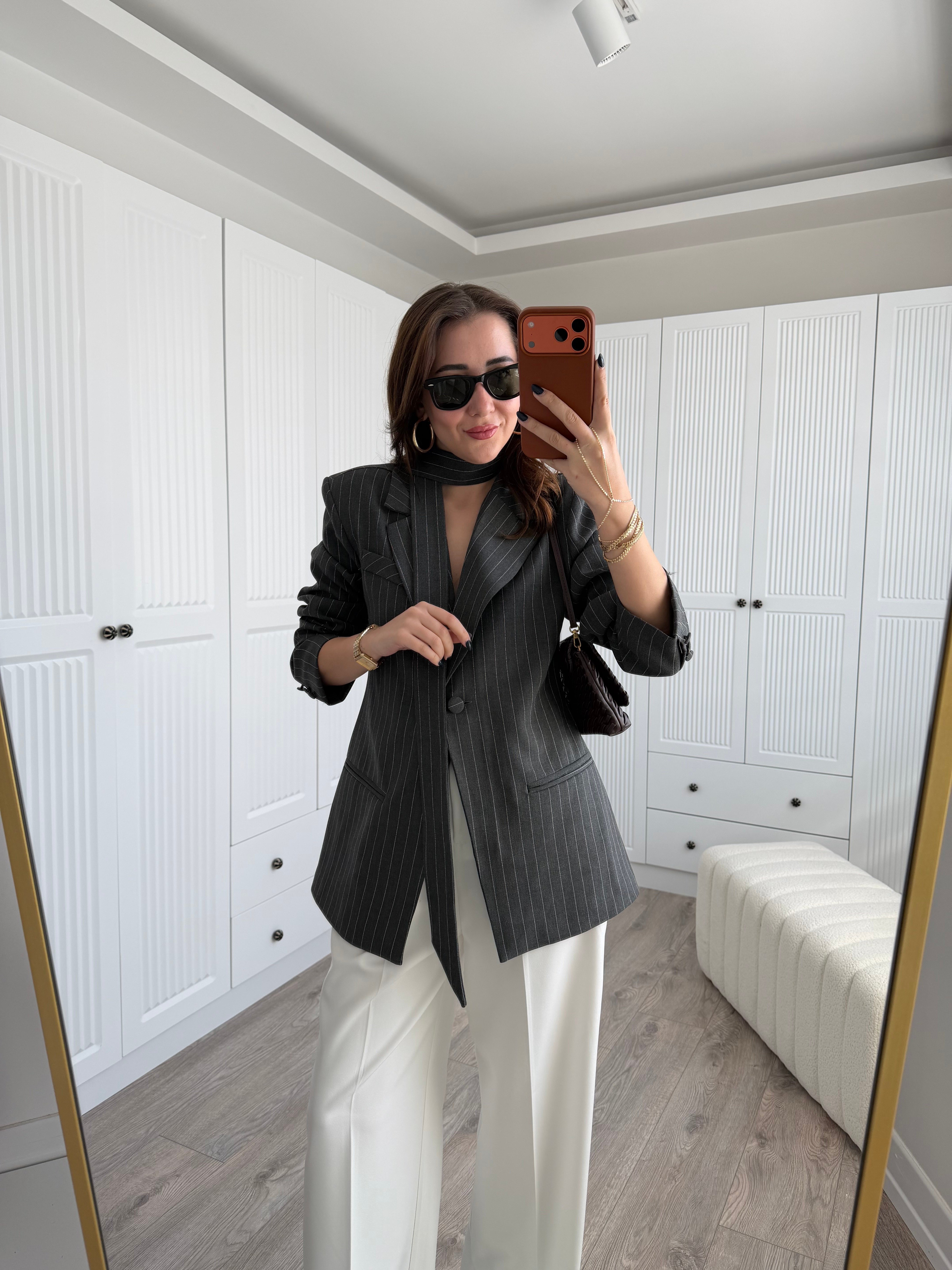 Marka Model Fularlı Çizgili Antrasit Blazer Ceket 