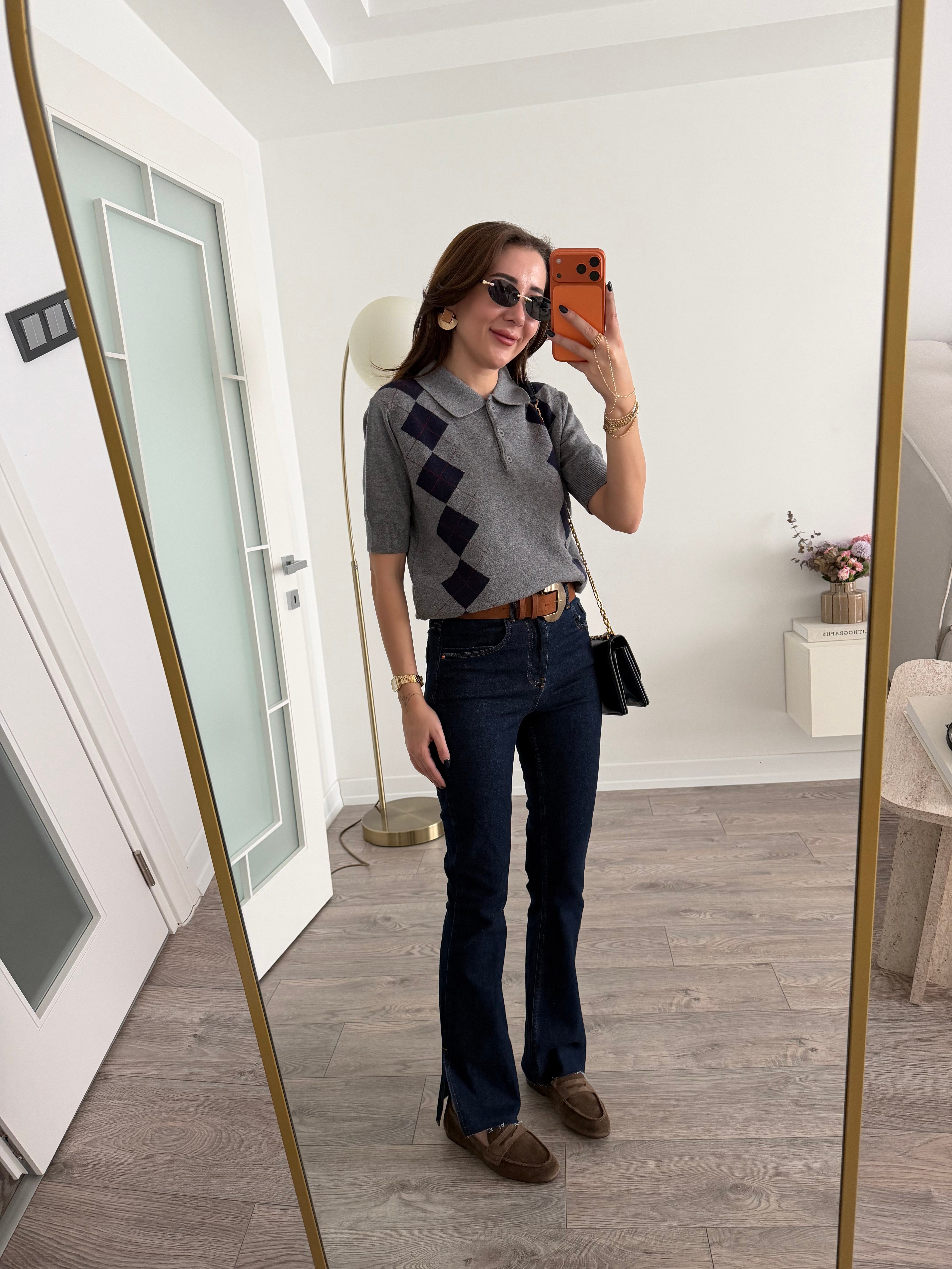 Paça Yırtmaçlı Laci Likralı Jean