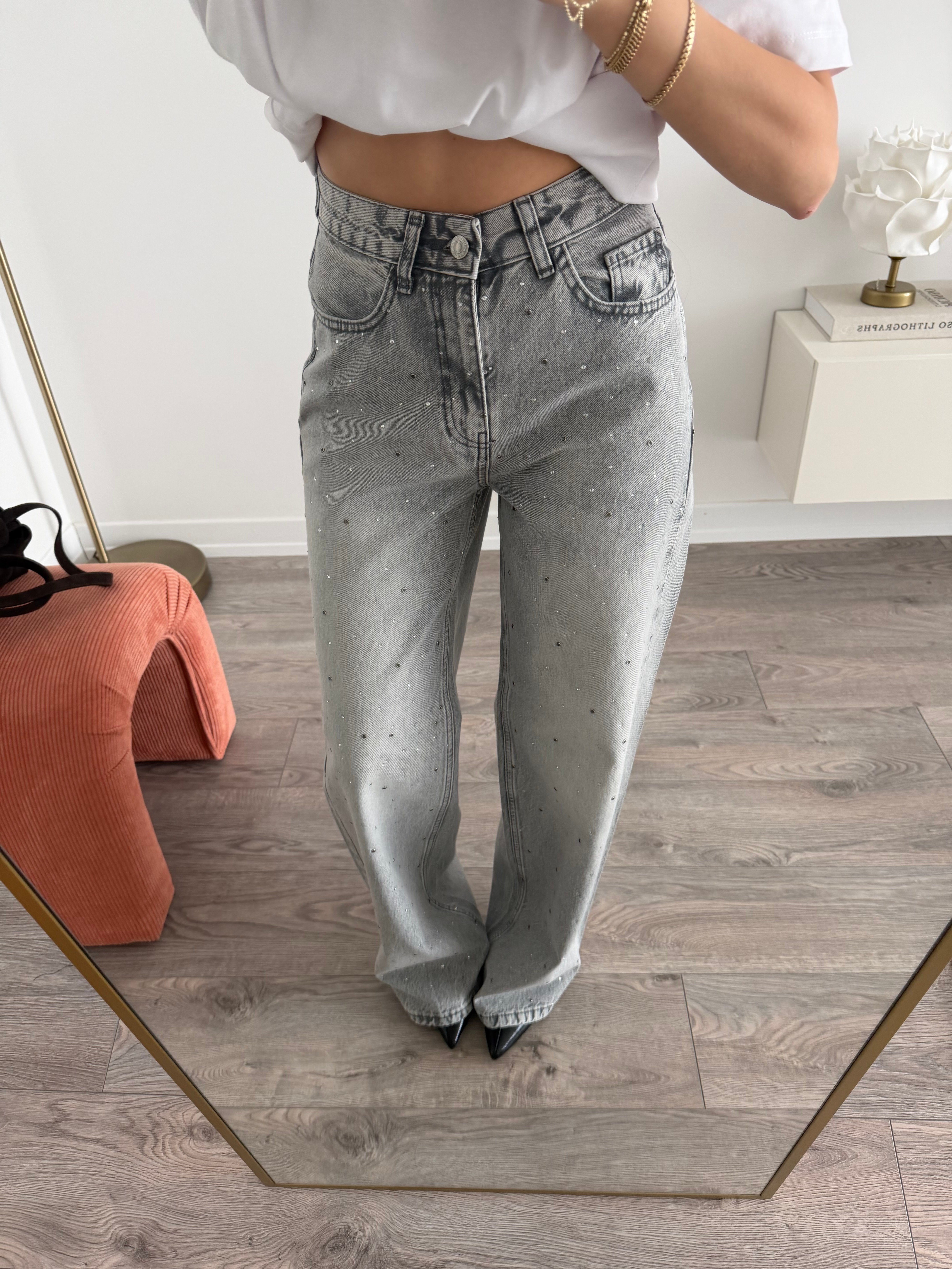 Taşlı Gri Yıkamalı Bol Paça Jean