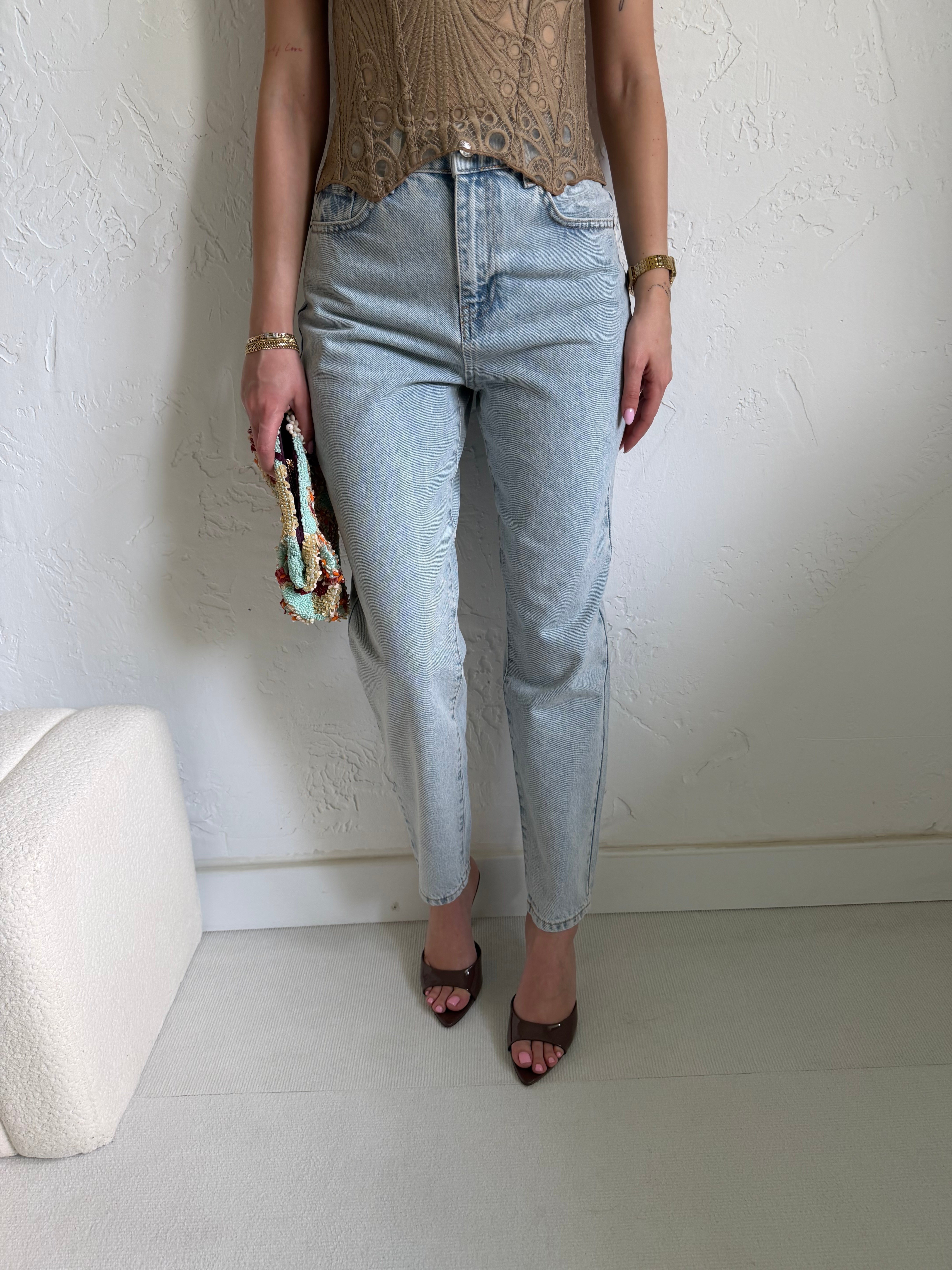 Twst Buz Mavi Mom Jean