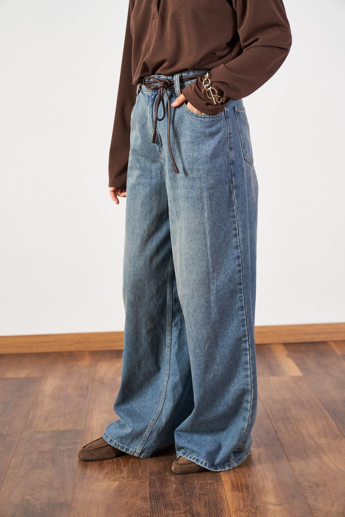 Geniş Paça Yüksek Bel Denim Pantolon
