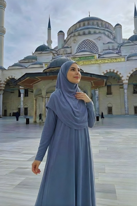 Hazır Şallı Tek Parça Namaz Elbisesi İndigo