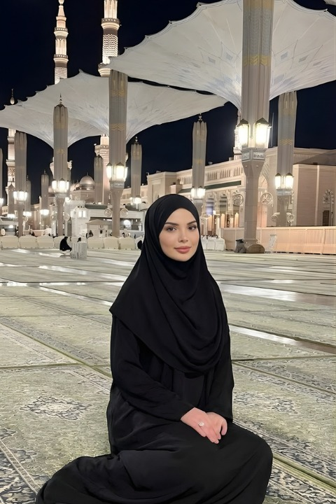 Hazır Şallı Tek Parça Namaz Elbisesi Siyah