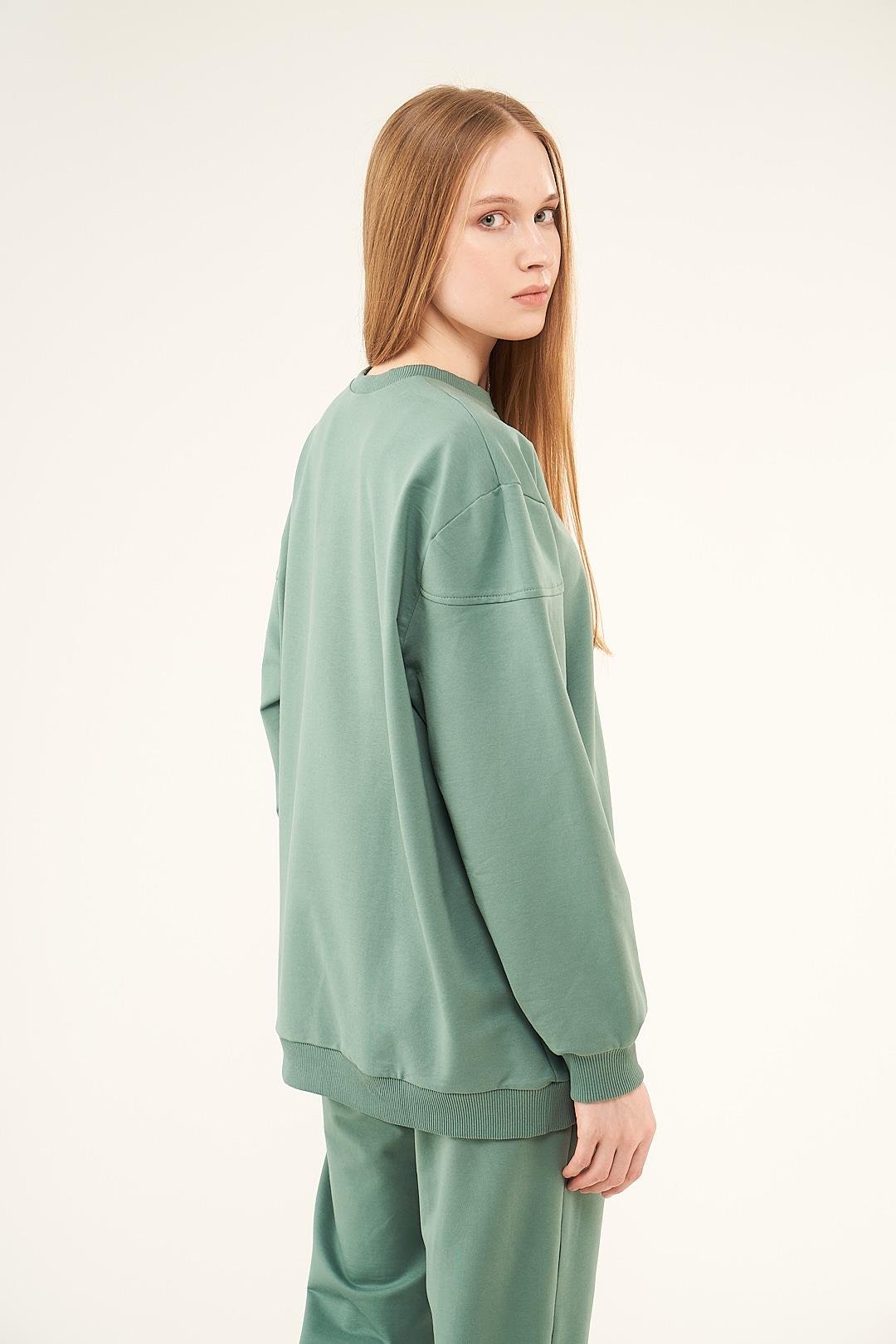 Üçgen Detaylı Sweatshirt Yeşil