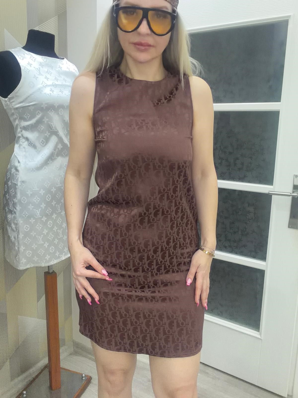 Desenli Saten Elbise Bordo