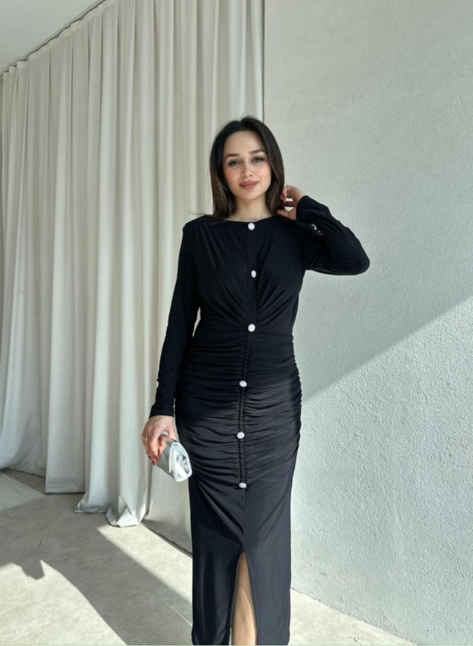 Düğme Detay Drape ve Vatkalı Elbise Siyah
