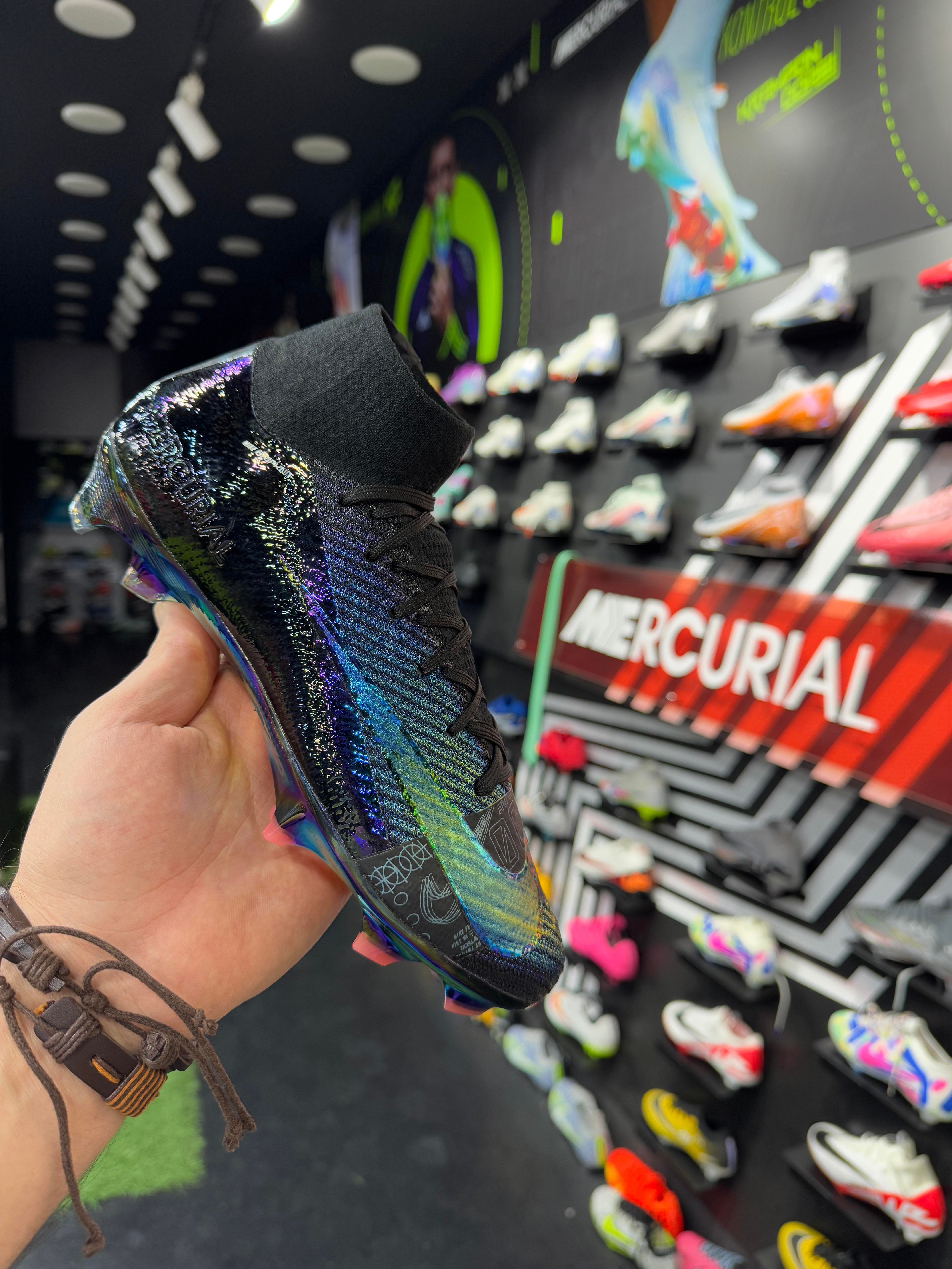 Air Zoom Cosmic Black16 Elit