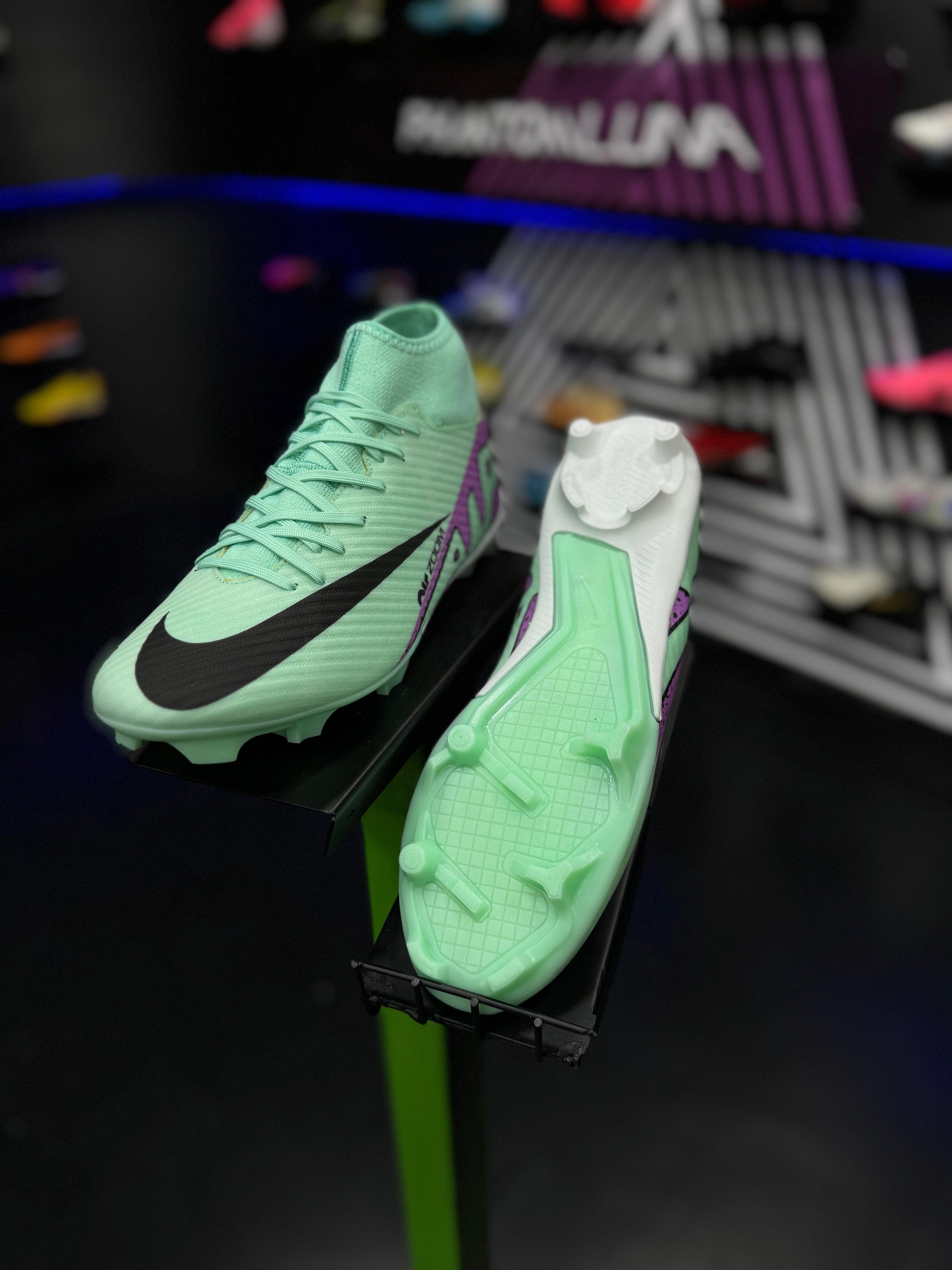 Air Zoom Superfly Pro 
