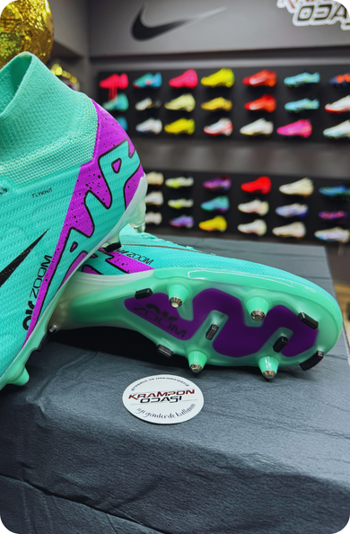 Air Zoom Superfly Su Yeşili Vidalı