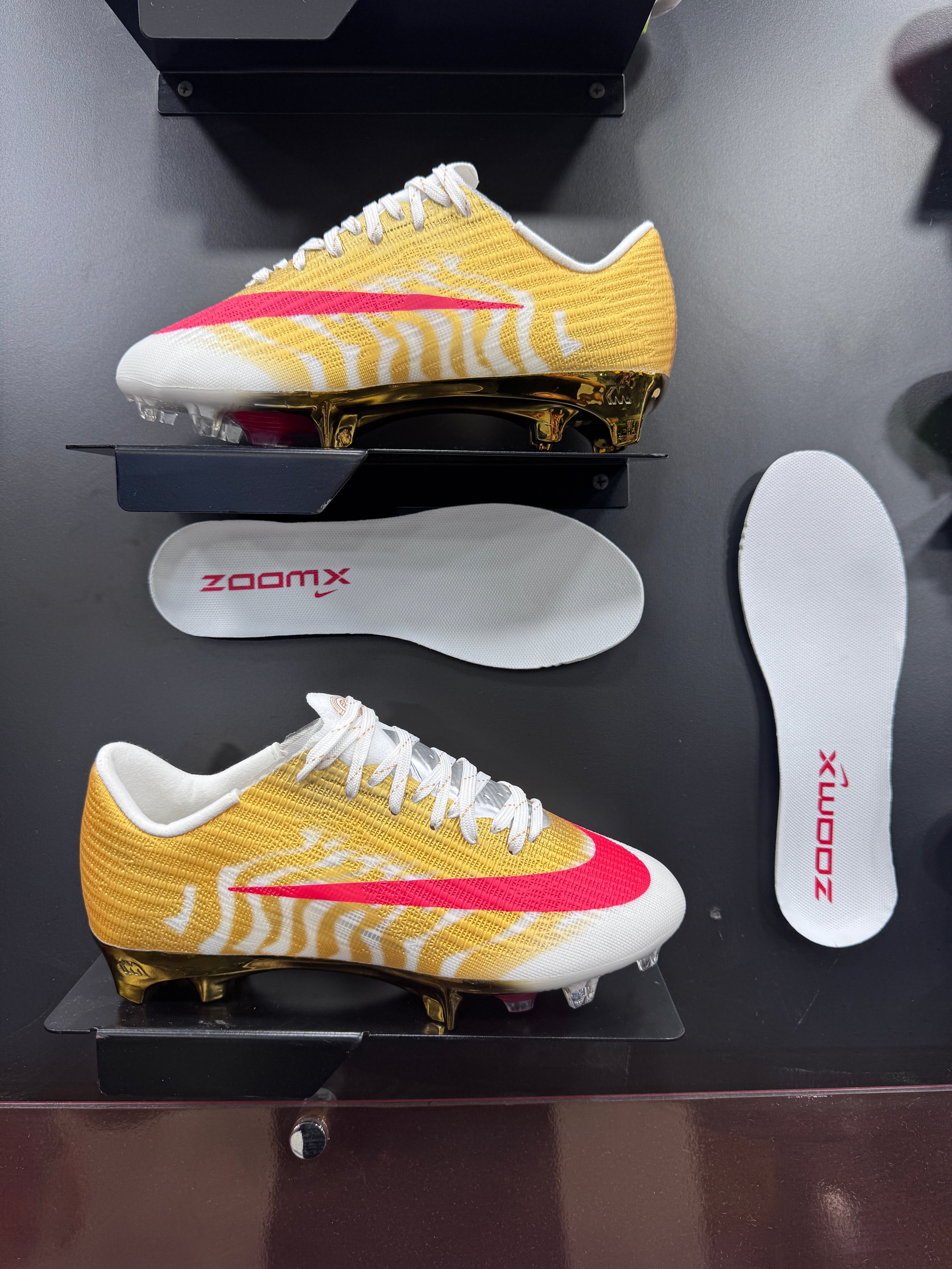 Mercurial Elit 