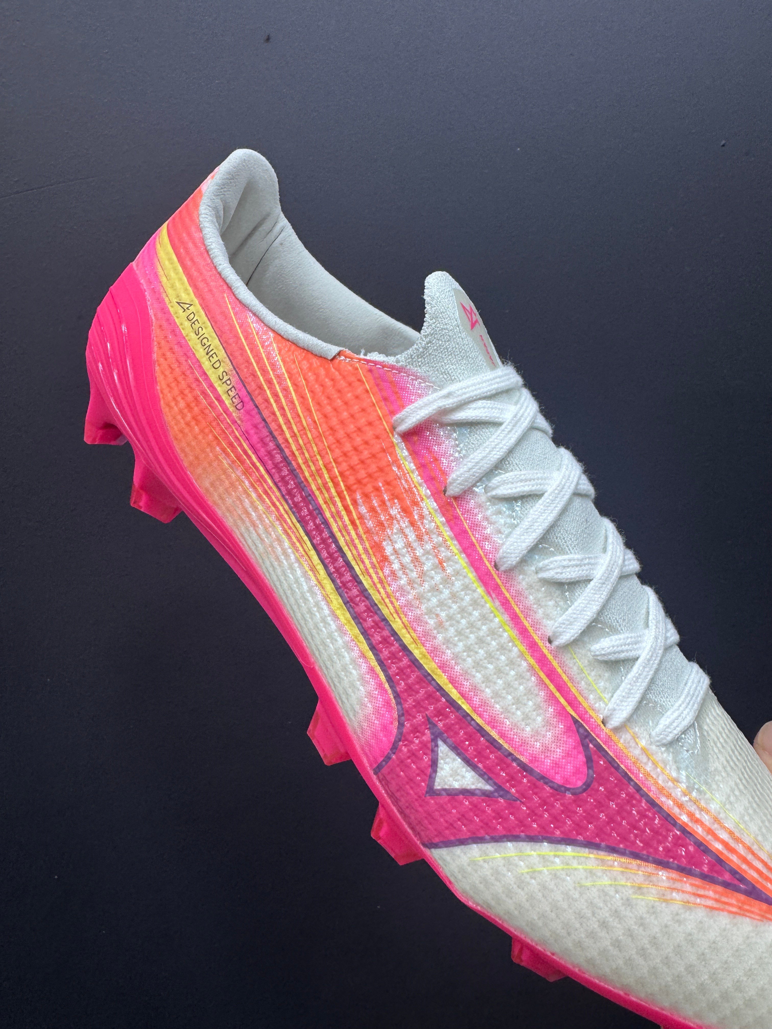 Mizuno Alpha 3