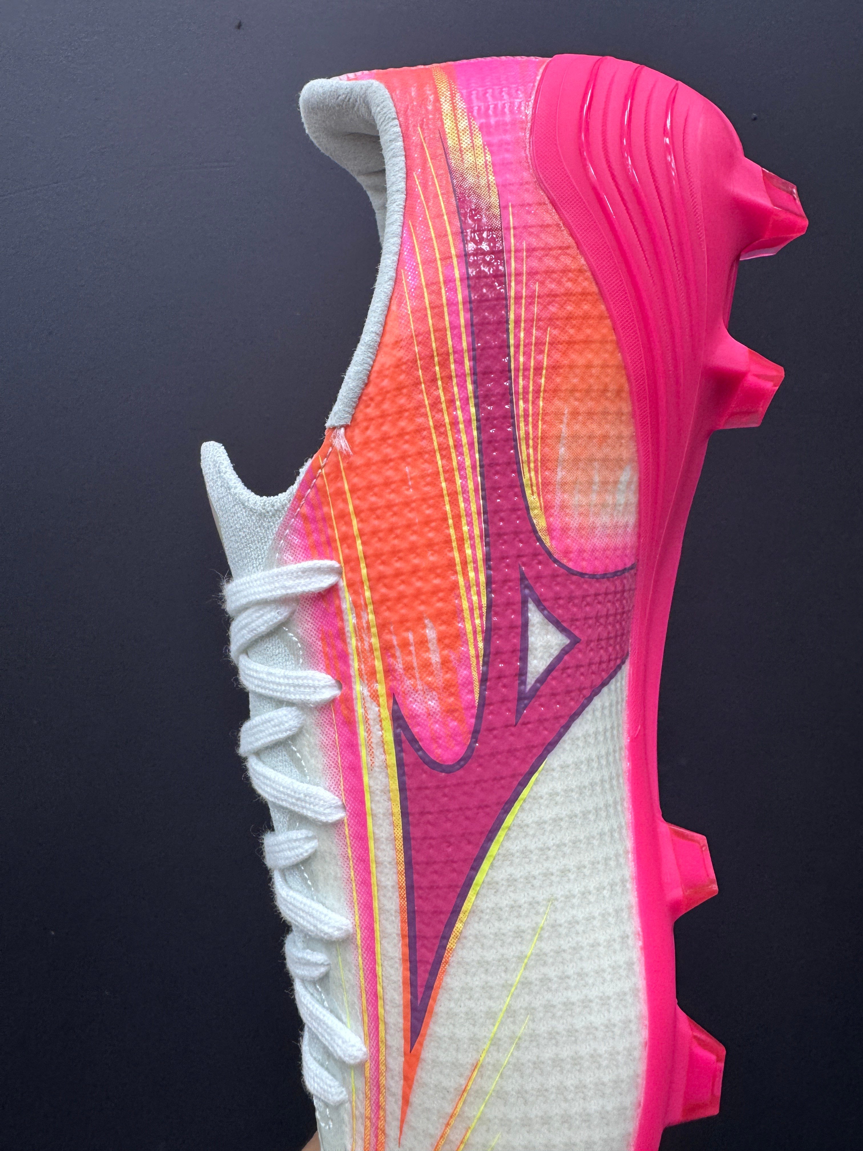 Mizuno Alpha 3