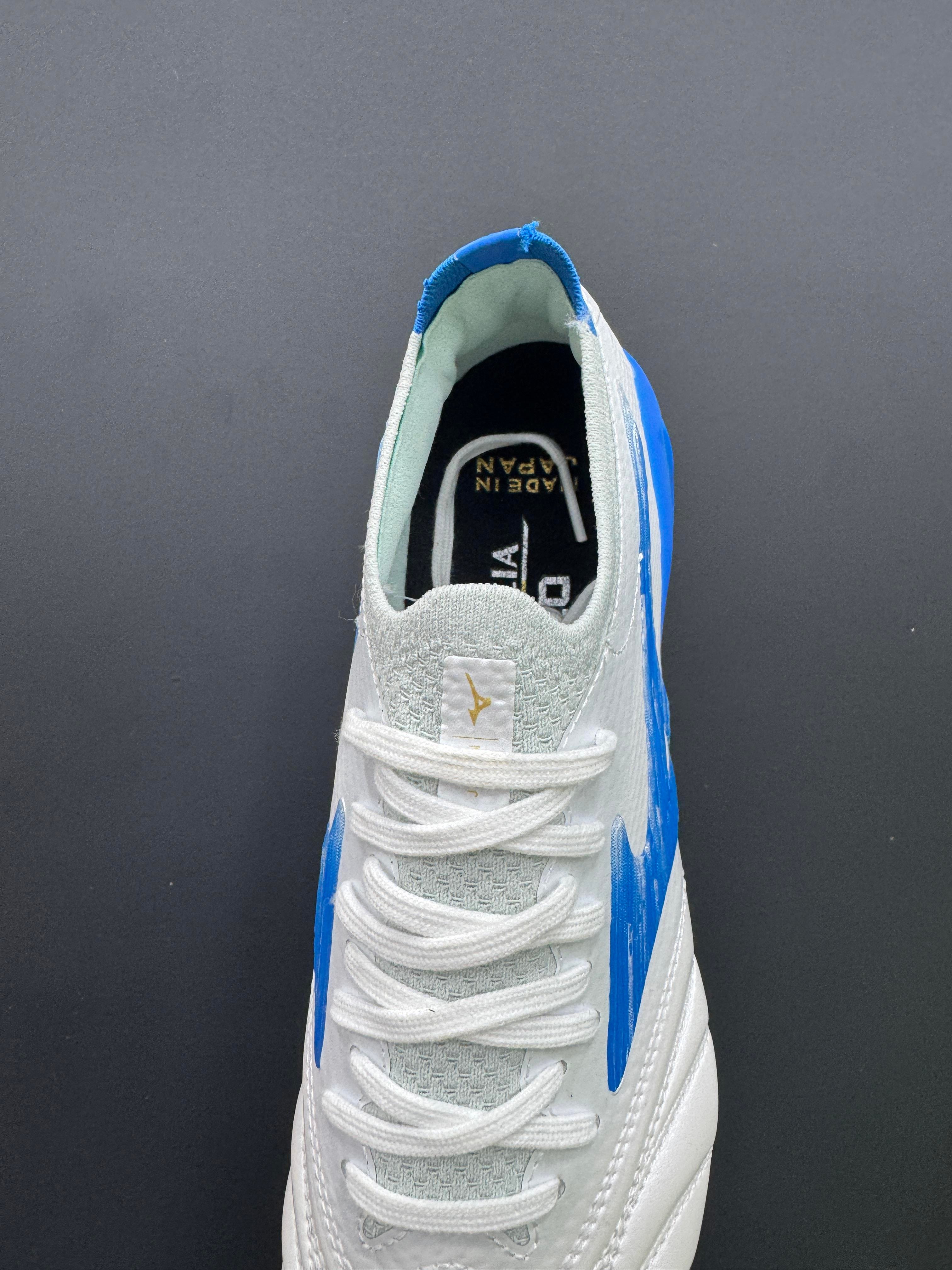 Mizuno Alpha Elit