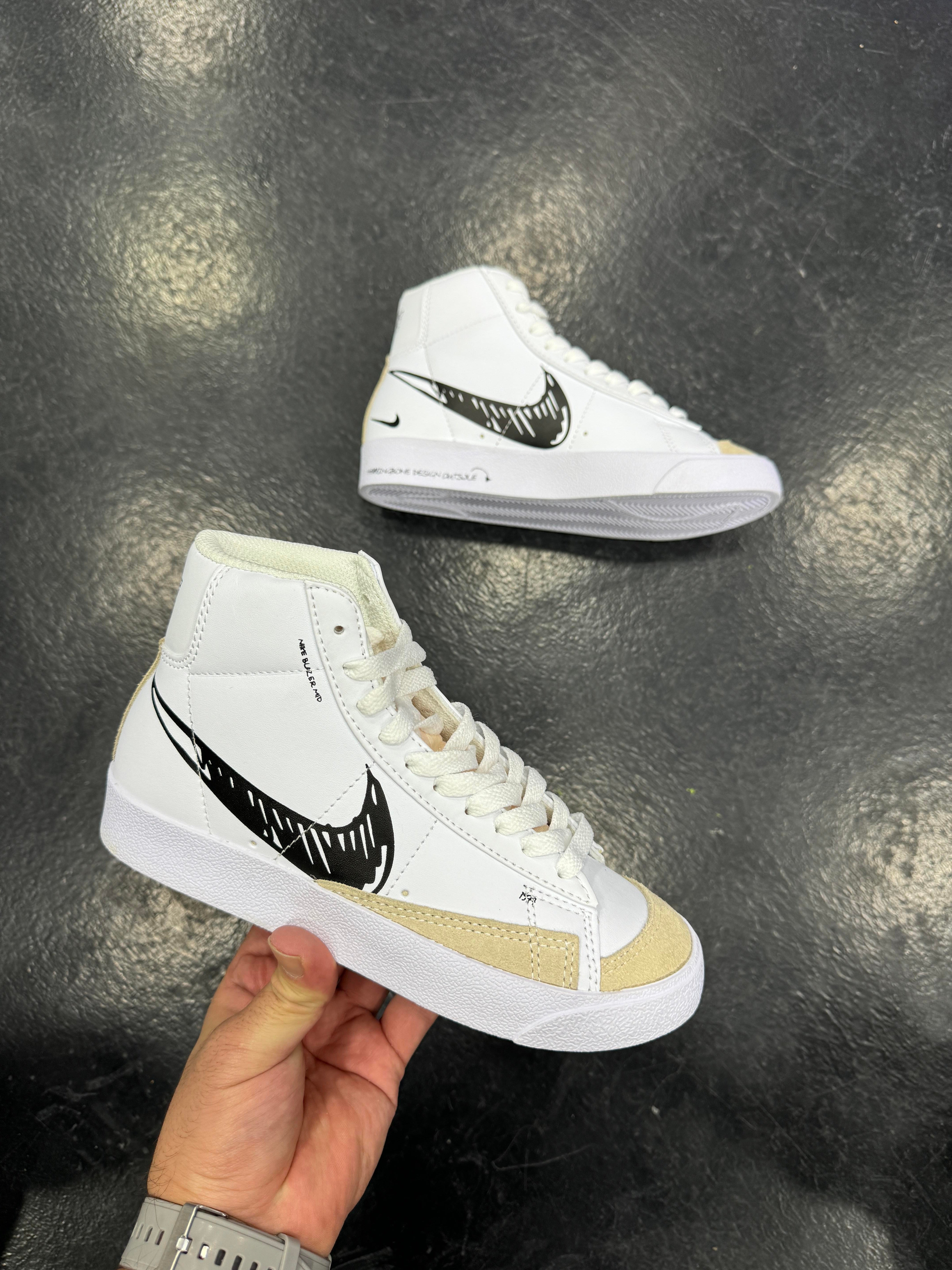 Nike Blazer Mid