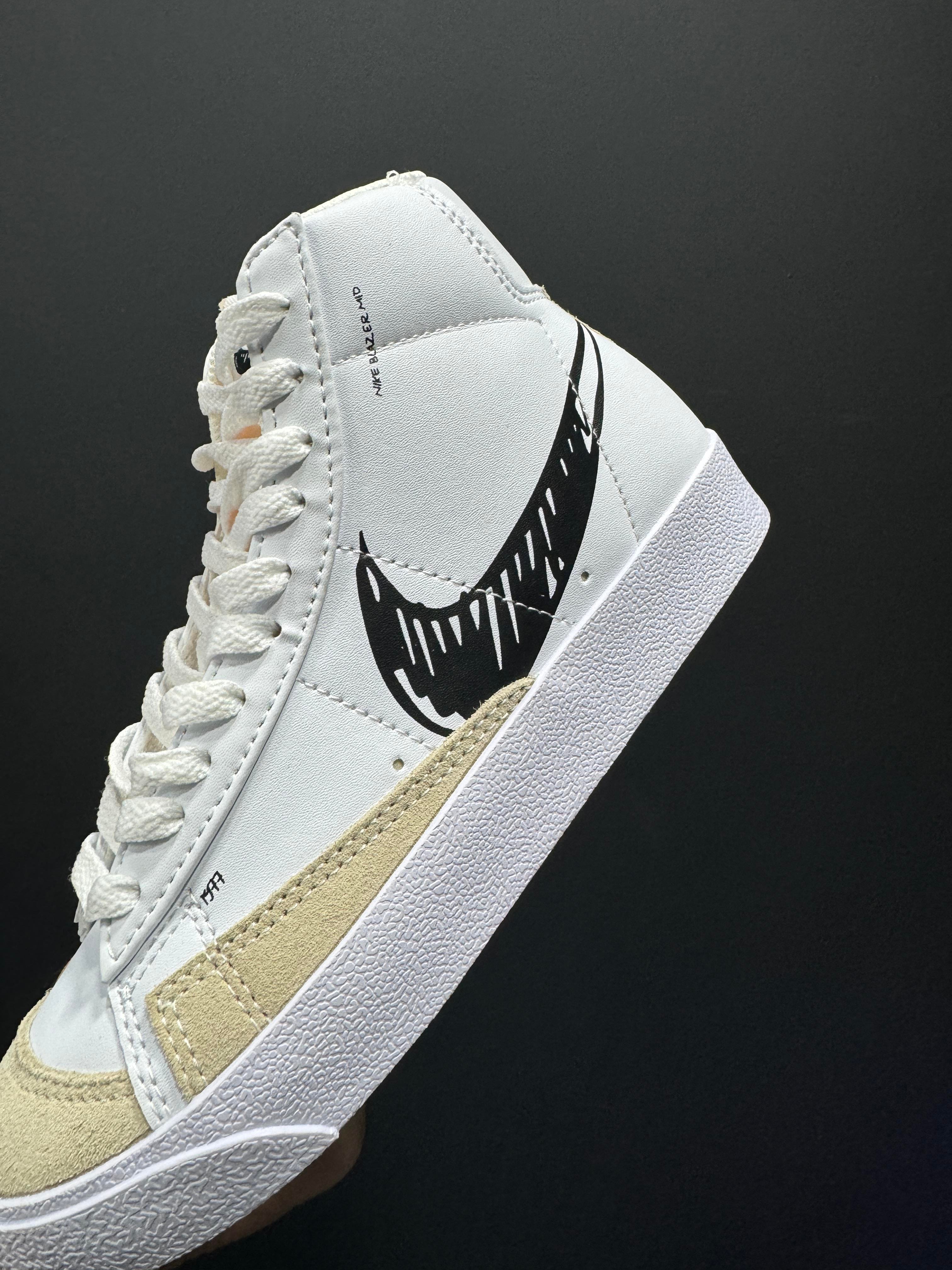 Nike Blazer Mid