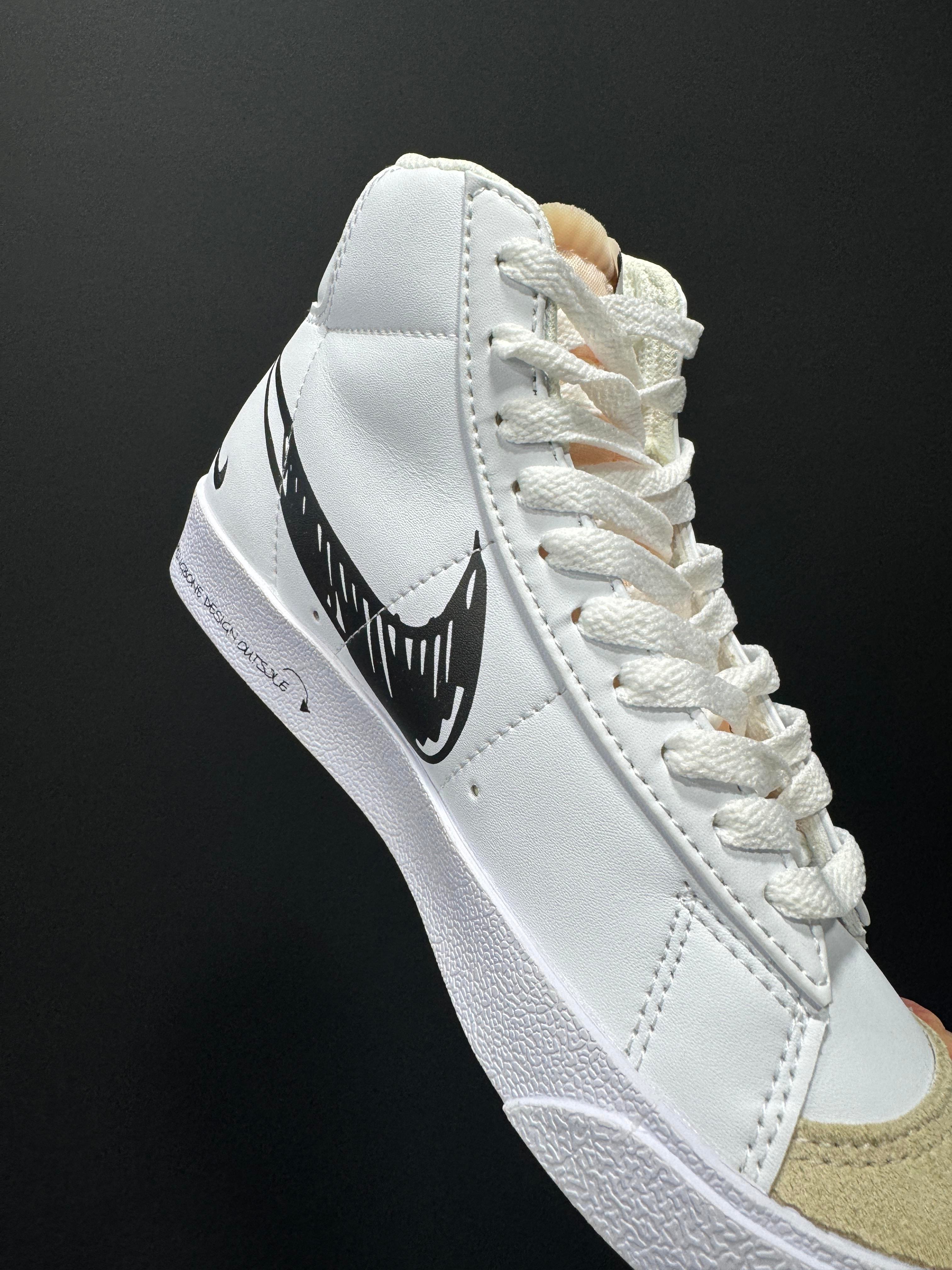Nike Blazer Mid