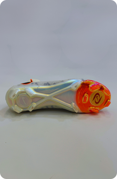 Phantom Luna FG Beyaz