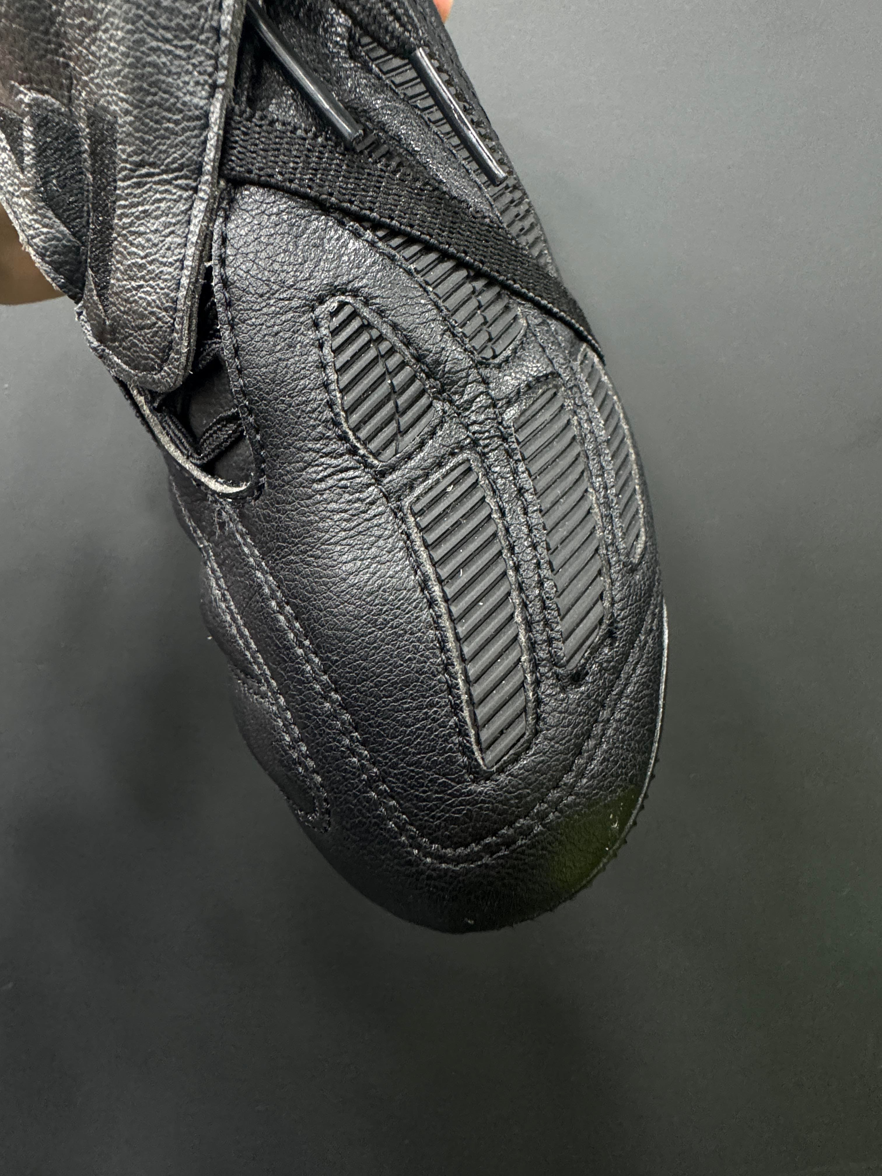 Predator Foldover Tongue FG