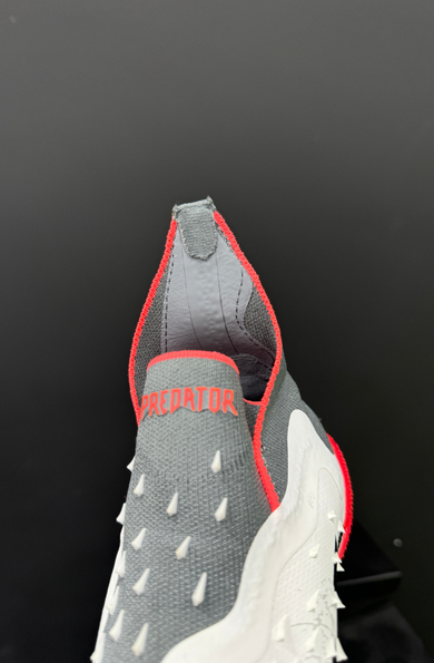 Predator Freak FG