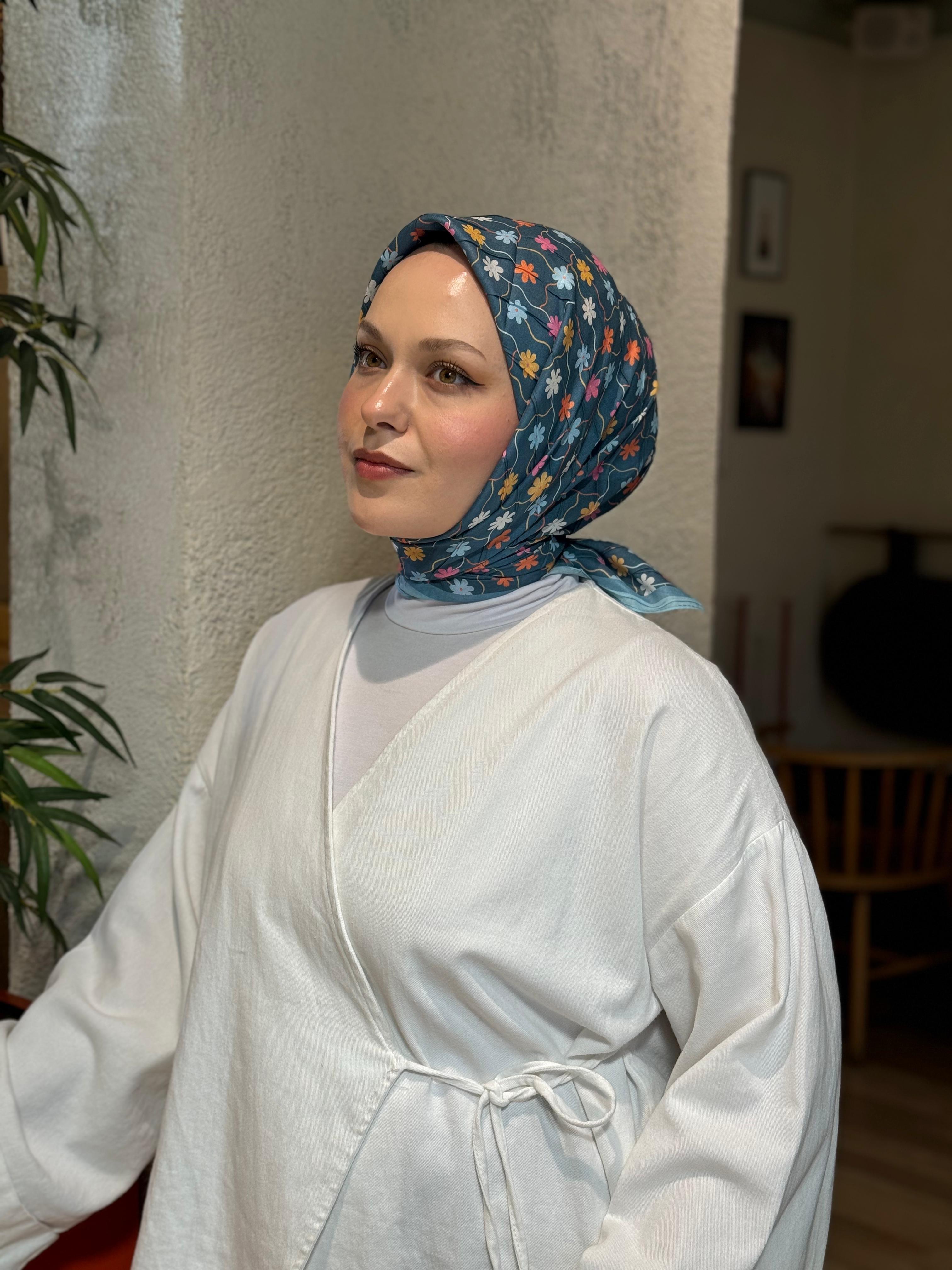 Locella Desenli Alfa Eşarp-4001