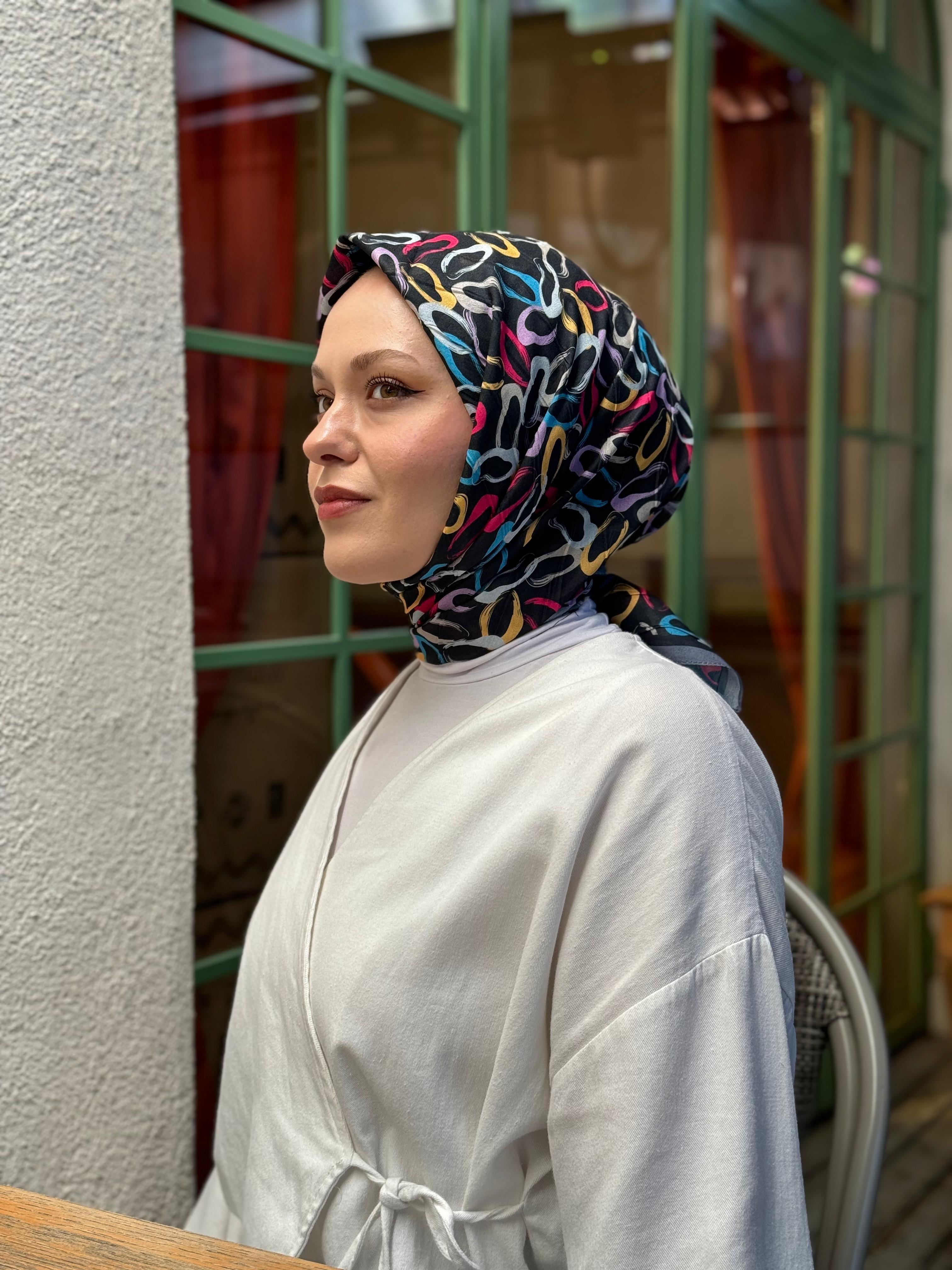 Locella Desenli Alfa Eşarp-4002