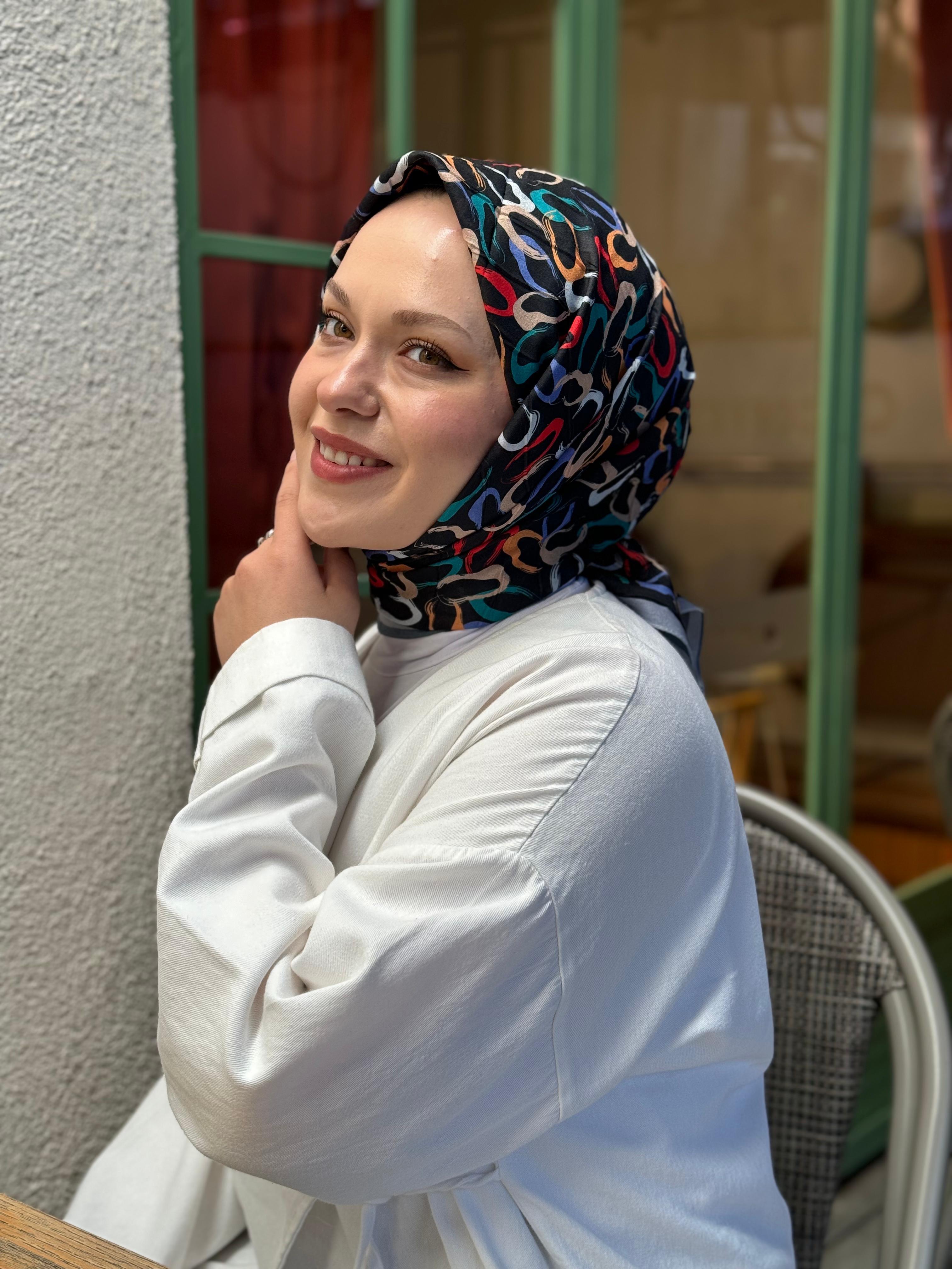 Locella Desenli Alfa Eşarp-4002