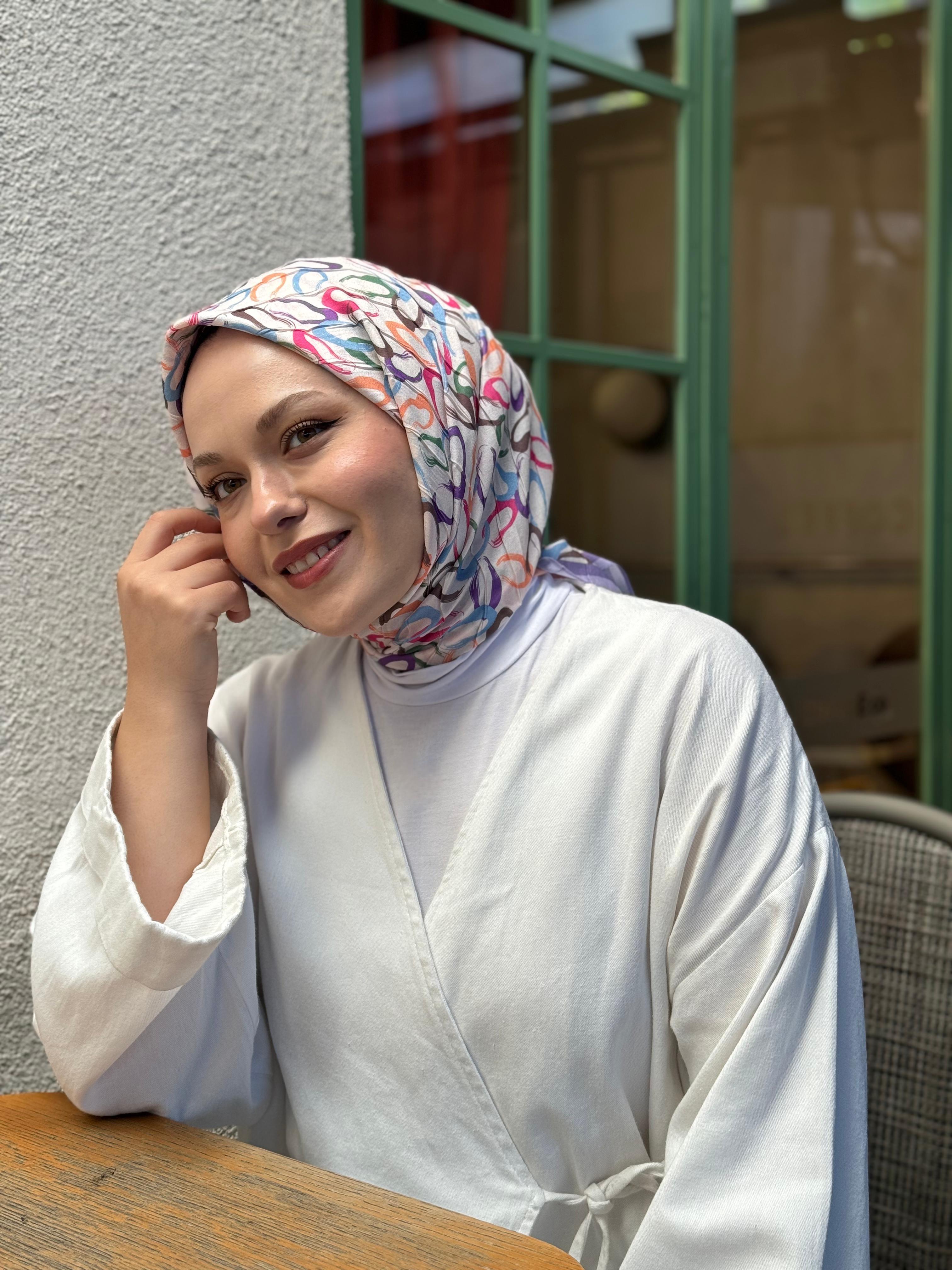 Locella Desenli Alfa Eşarp-4002