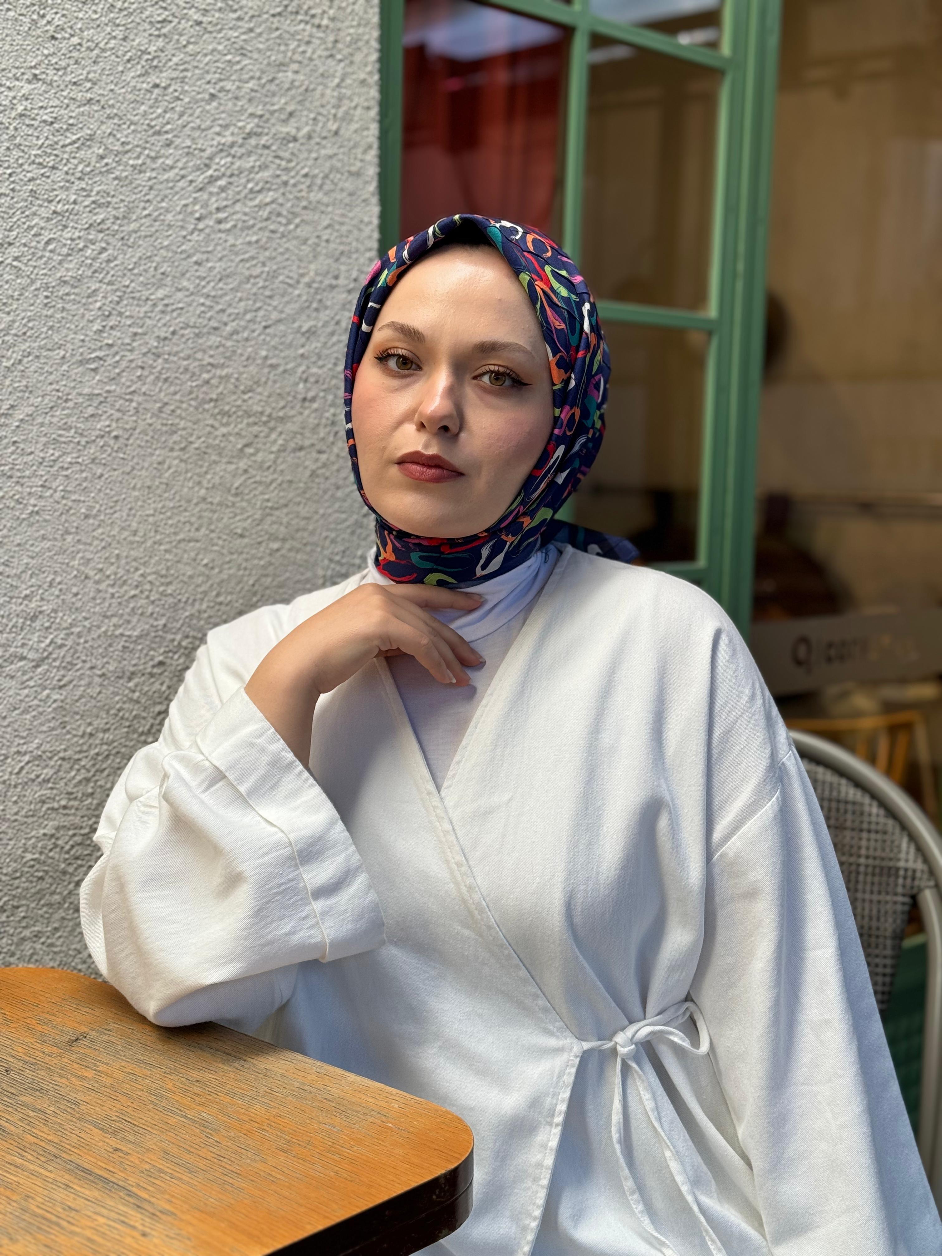 Locella Desenli Alfa Eşarp-4002