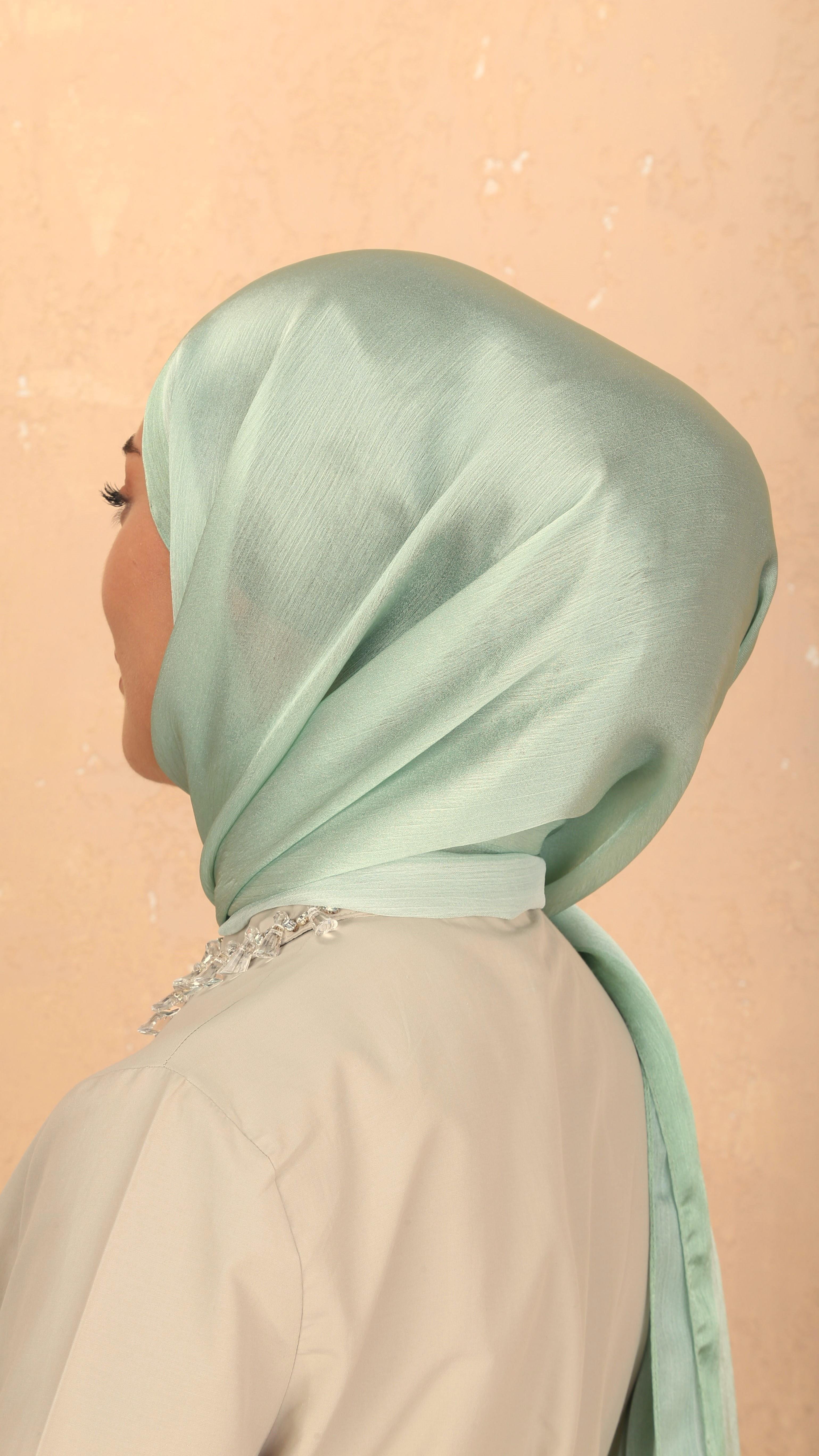 Locella İdol İpek Şal Mint-8