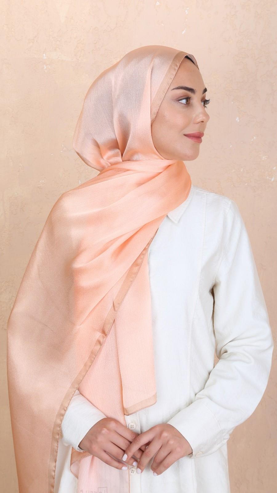 Locella İdol İpek Şal Yavruağzı-44