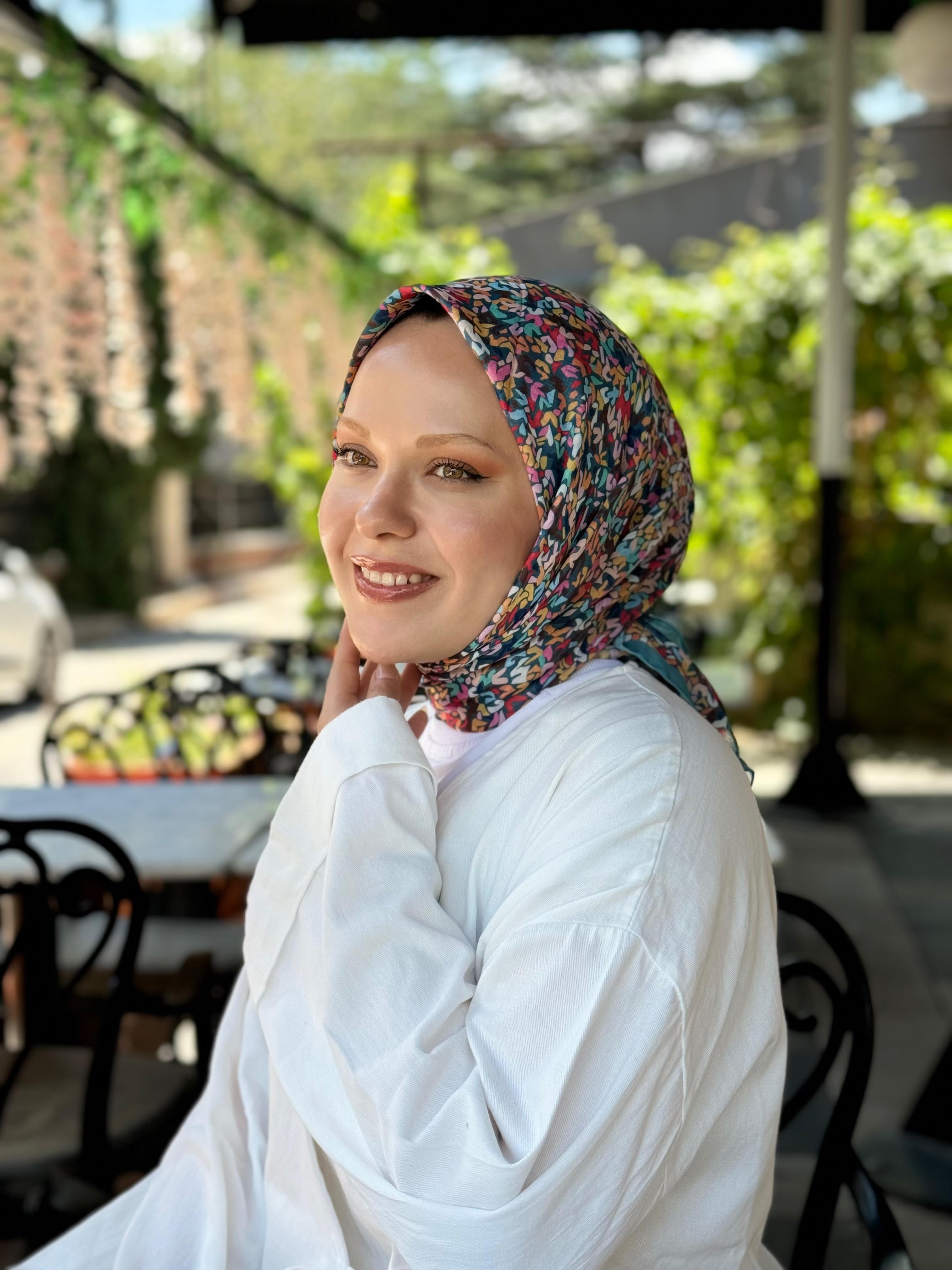 Locella Nilüfer Eşarp