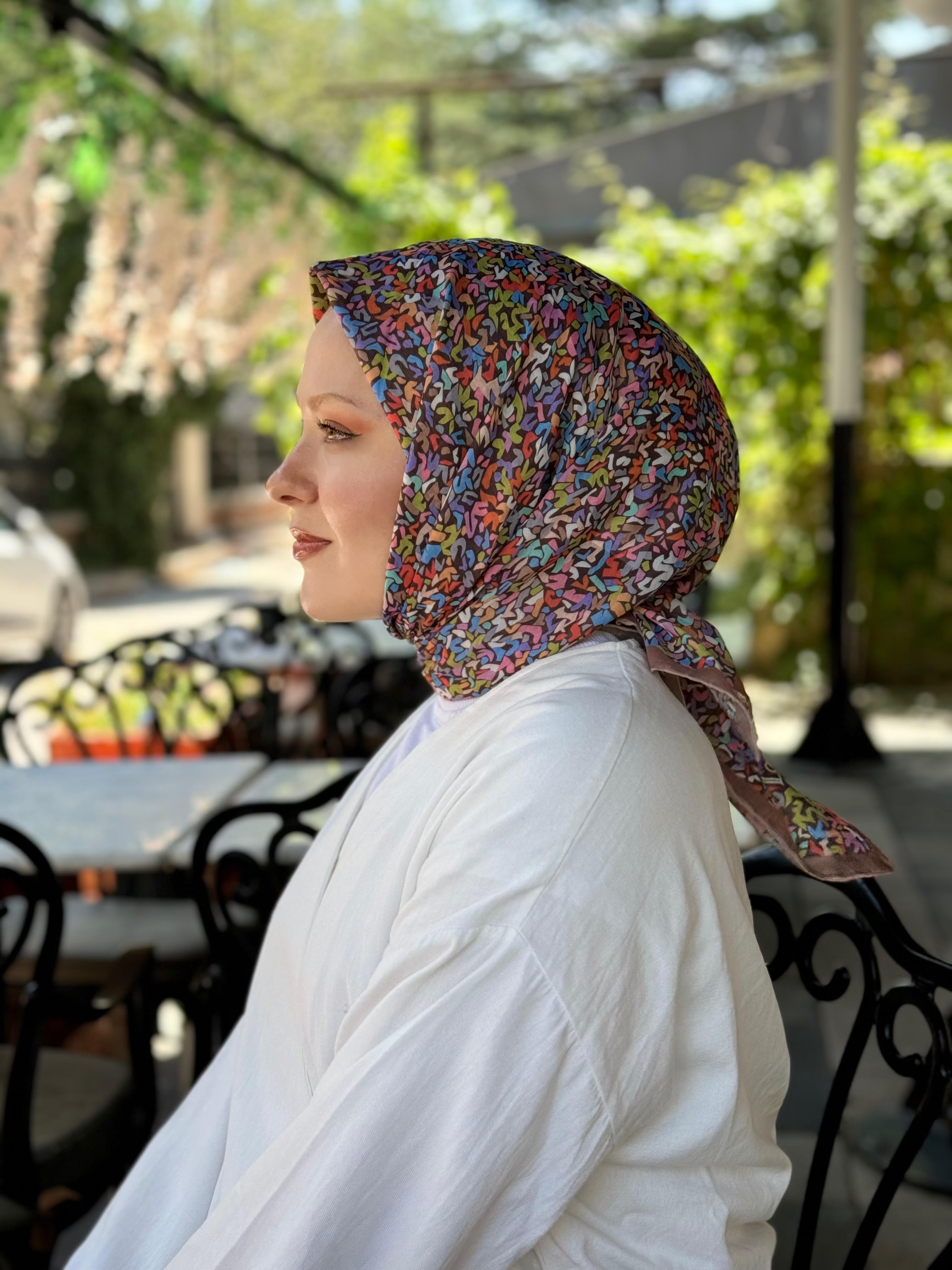 Locella Nilüfer Eşarp