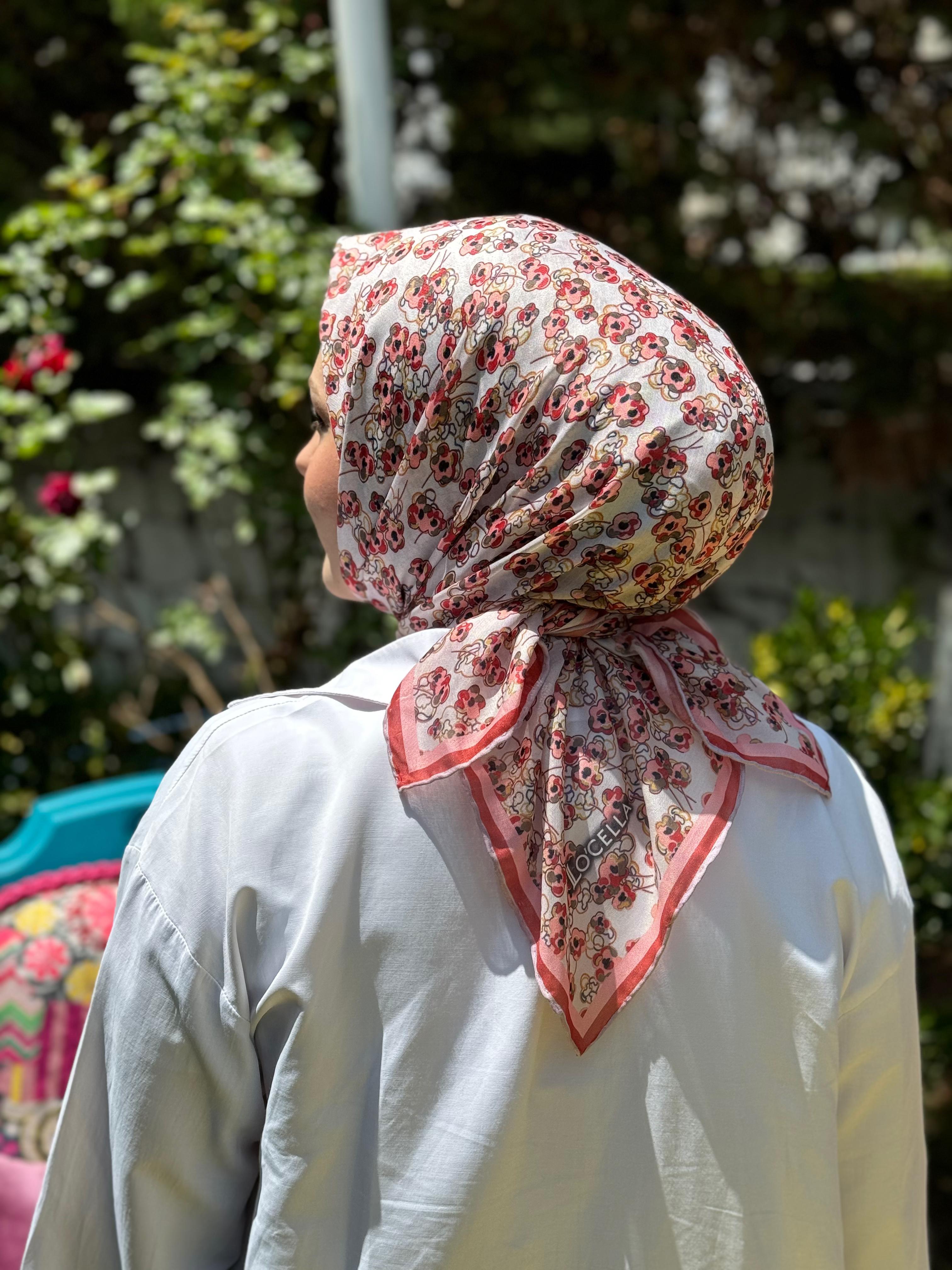 Locella Nilüfer Eşarp
