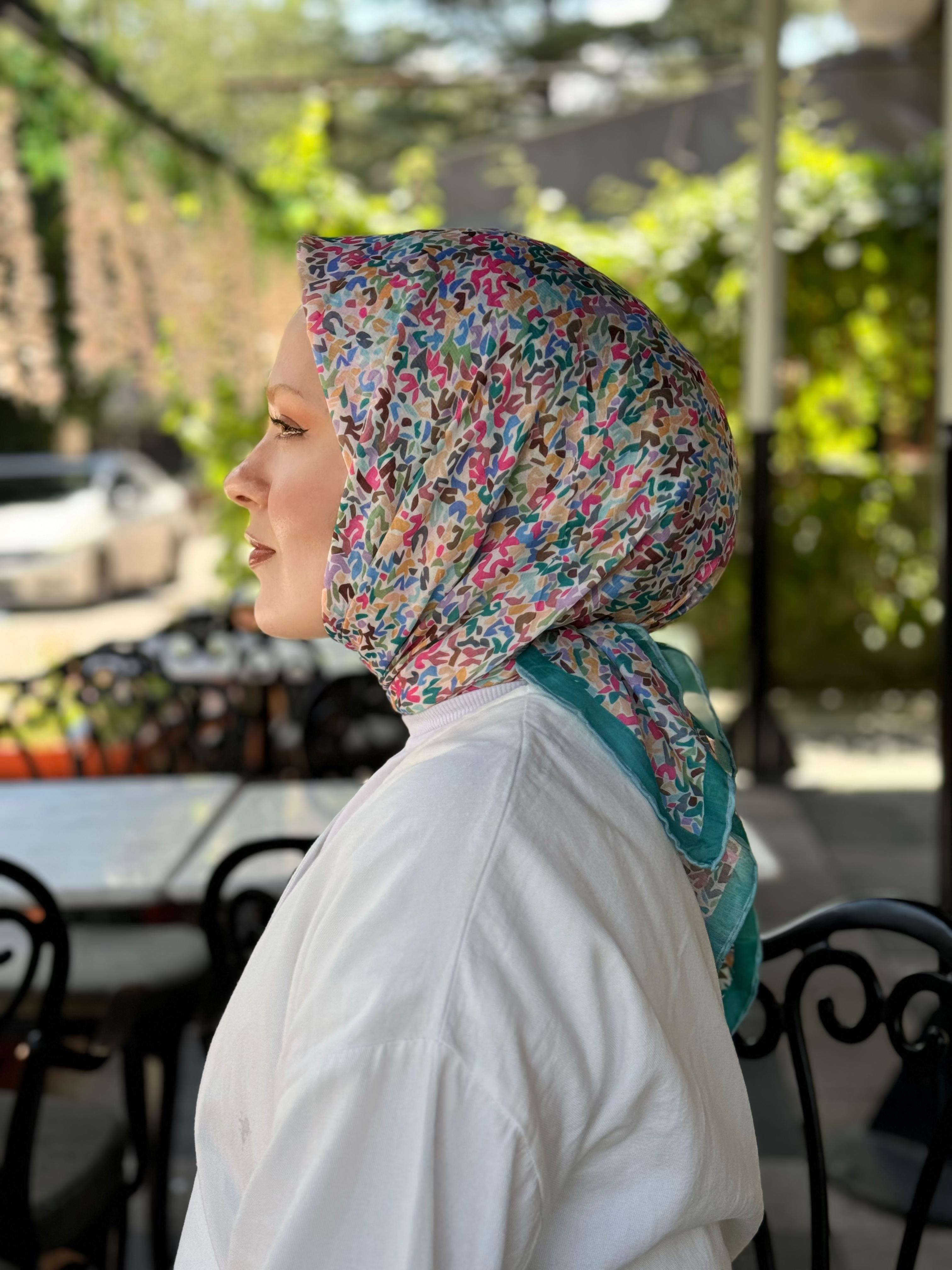 Locella Nilüfer Eşarp