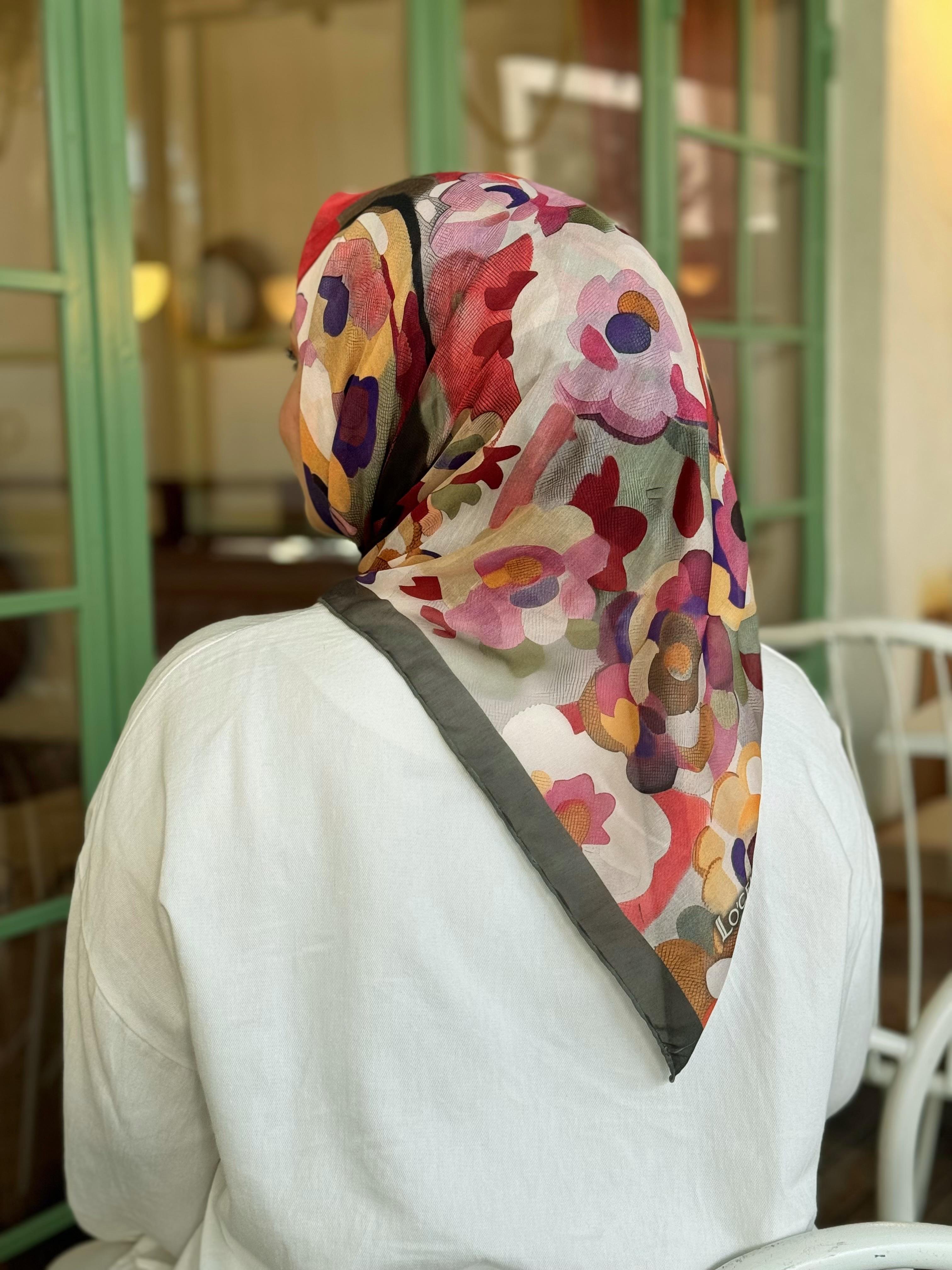 Locella Nilüfer Eşarp