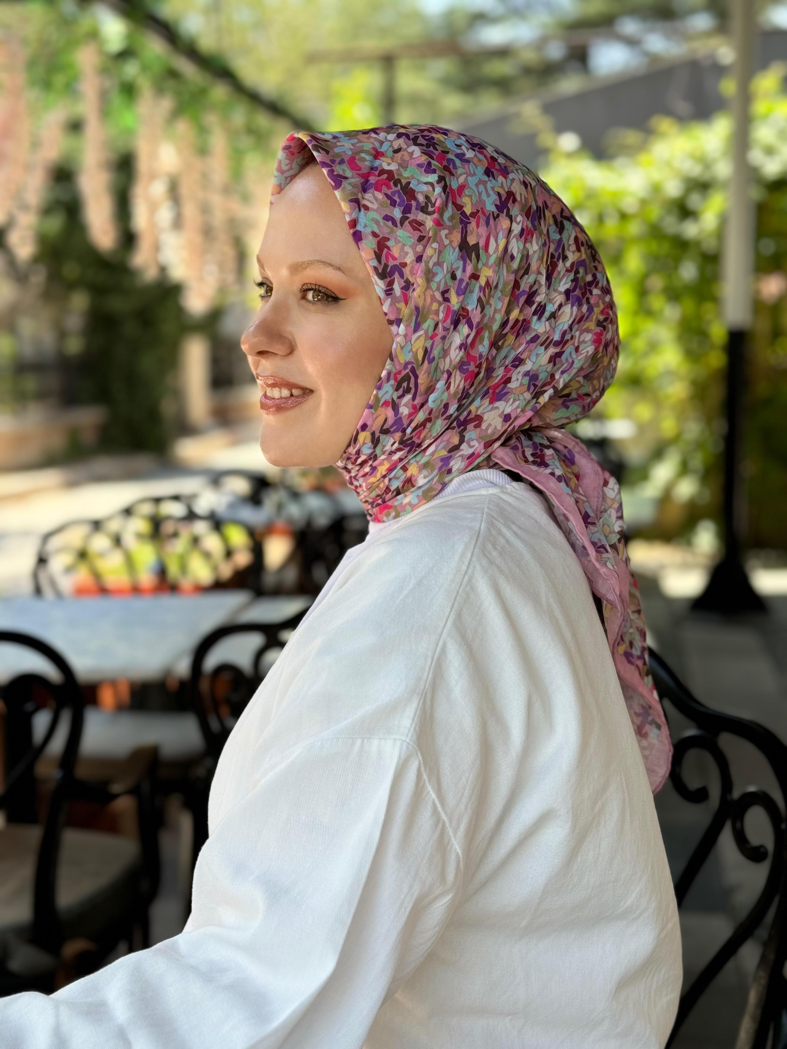 Locella Nilüfer Eşarp