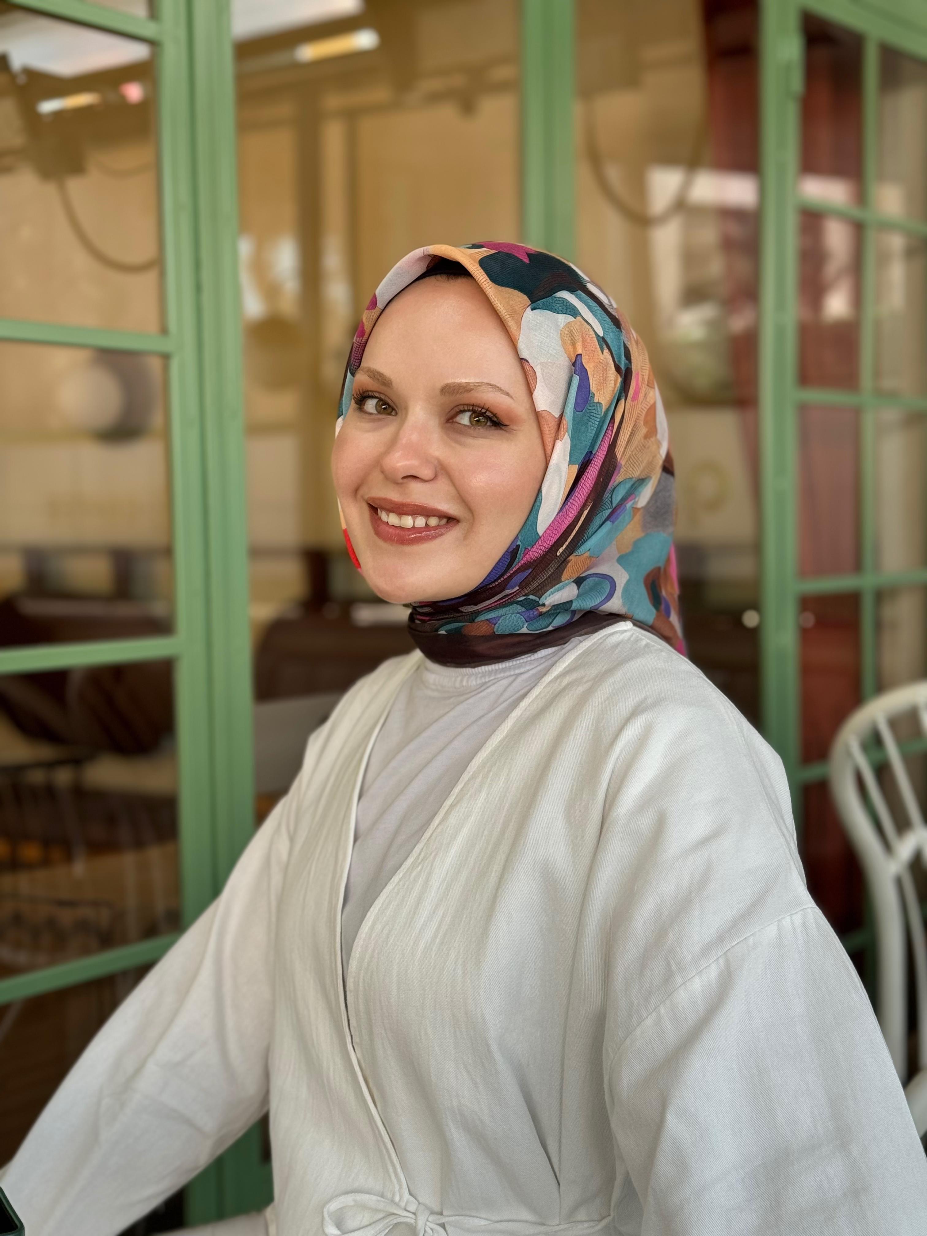 Locella Nilüfer Eşarp