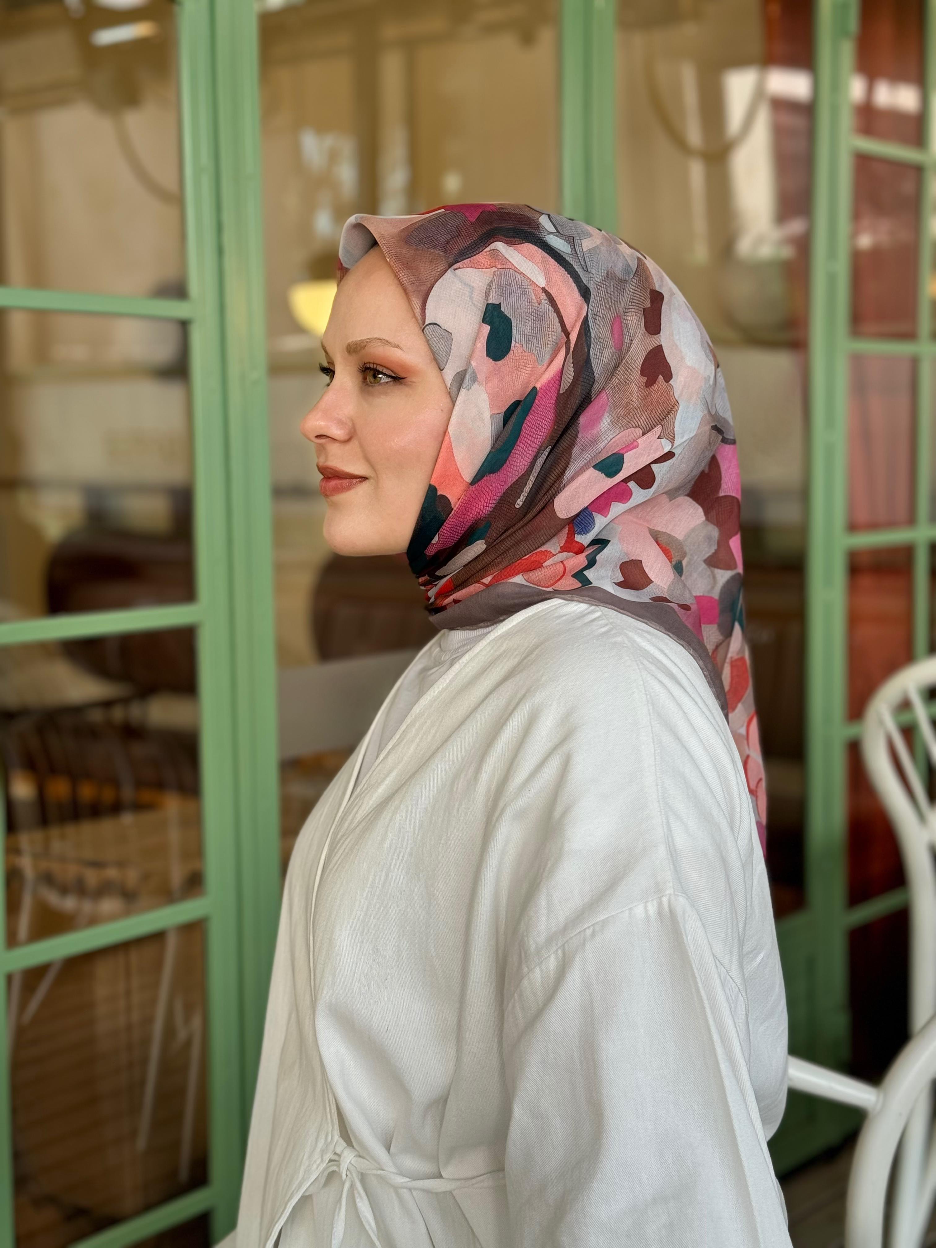 Locella Nilüfer Eşarp