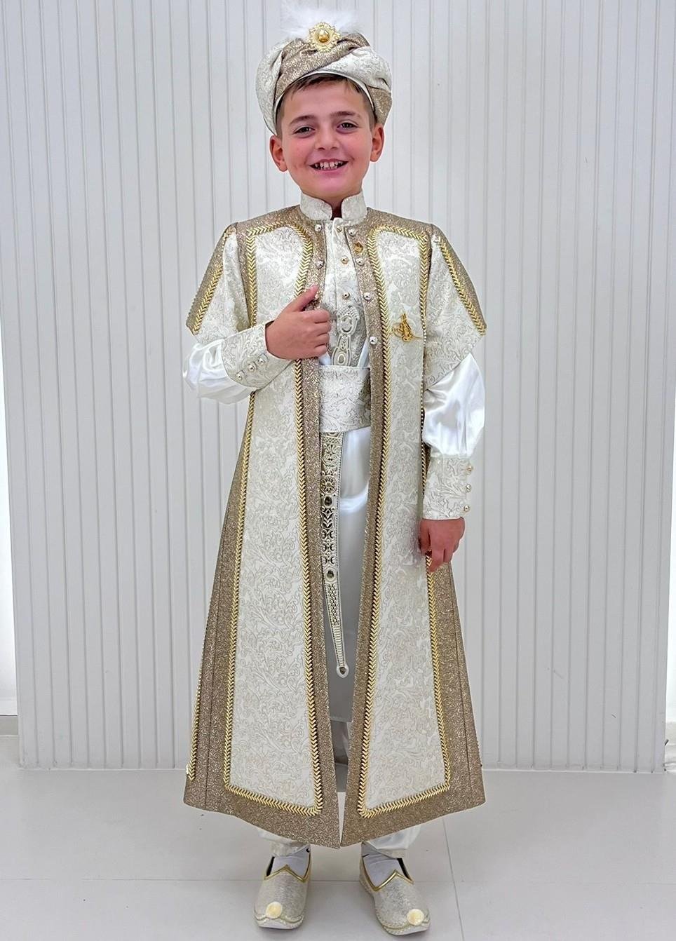 Altın Şerit İşlemeli Brokarlı Kaftan Sünnet Kıyafeti