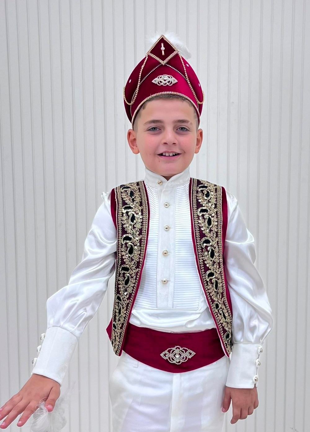 Bordo Kadife Gold Sarkaç Taşlı Kadife Pelerin Sünnet Kıyafeti