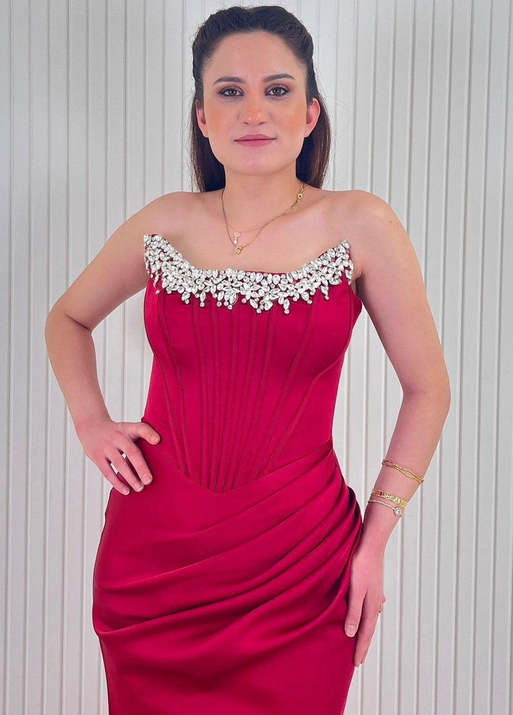 Bordo Straplez Taşlı Korseli Saten Balık Abiye