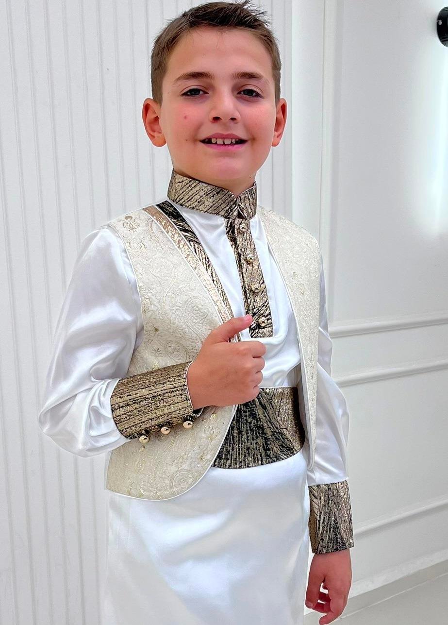 Brokar Kumaşlı Altın Broşlu Asil Kaftan Sünnet Kıyafeti
