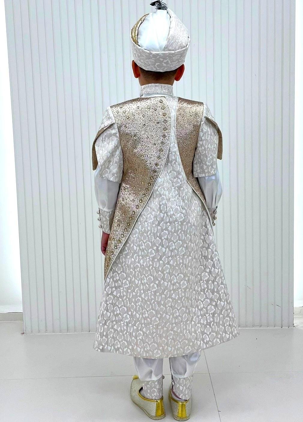 Gold Brokar Kumaşlı Broşlu Kaftan Sünnet Kıyafeti