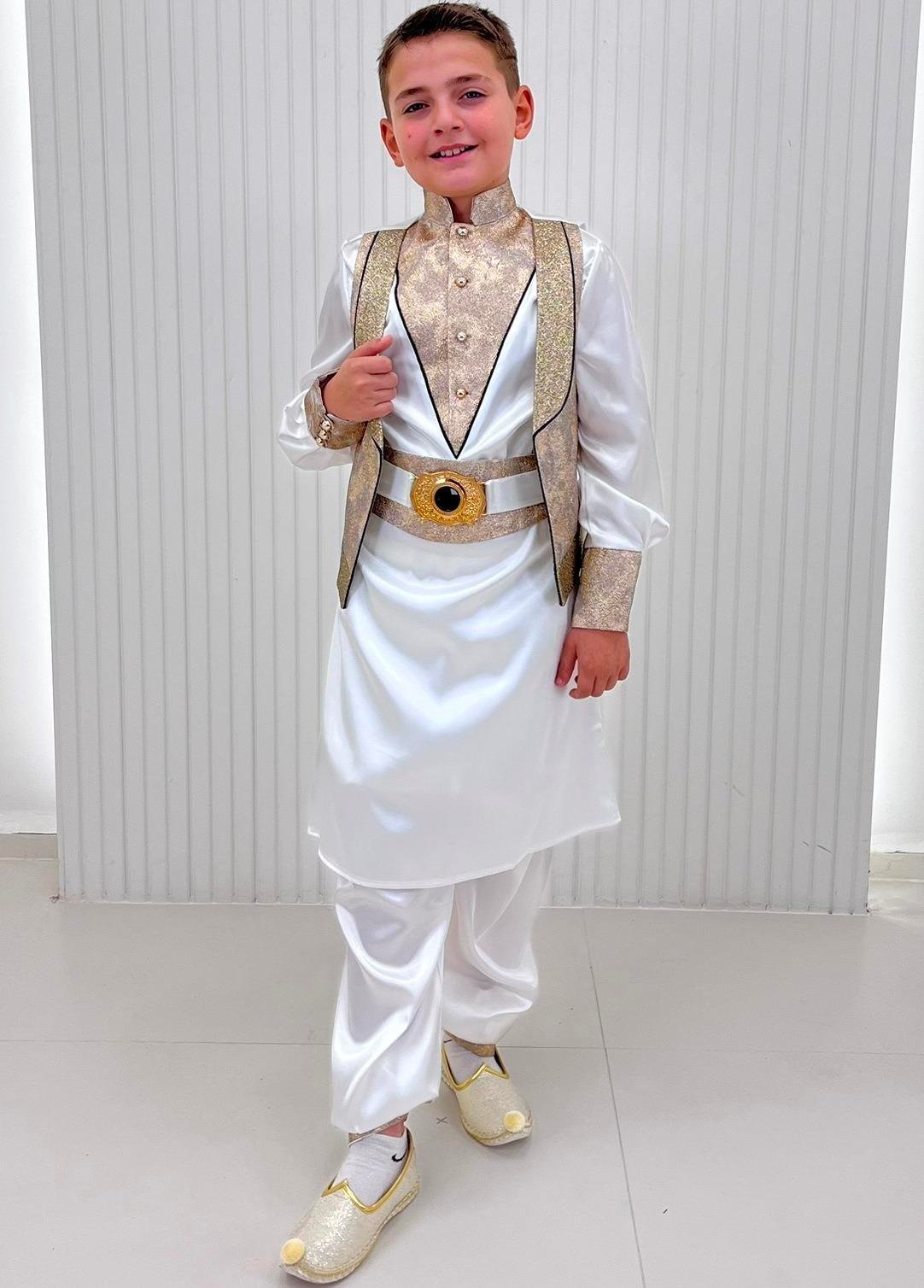 Gold Nakışlı Apoletleri Taşlı Kaftan Sünnet Kıyafeti